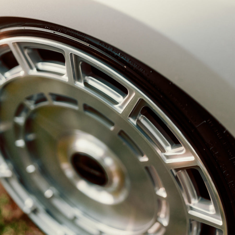 Vossen HF-9 Forged Alloy Wheels In Silver Brushed