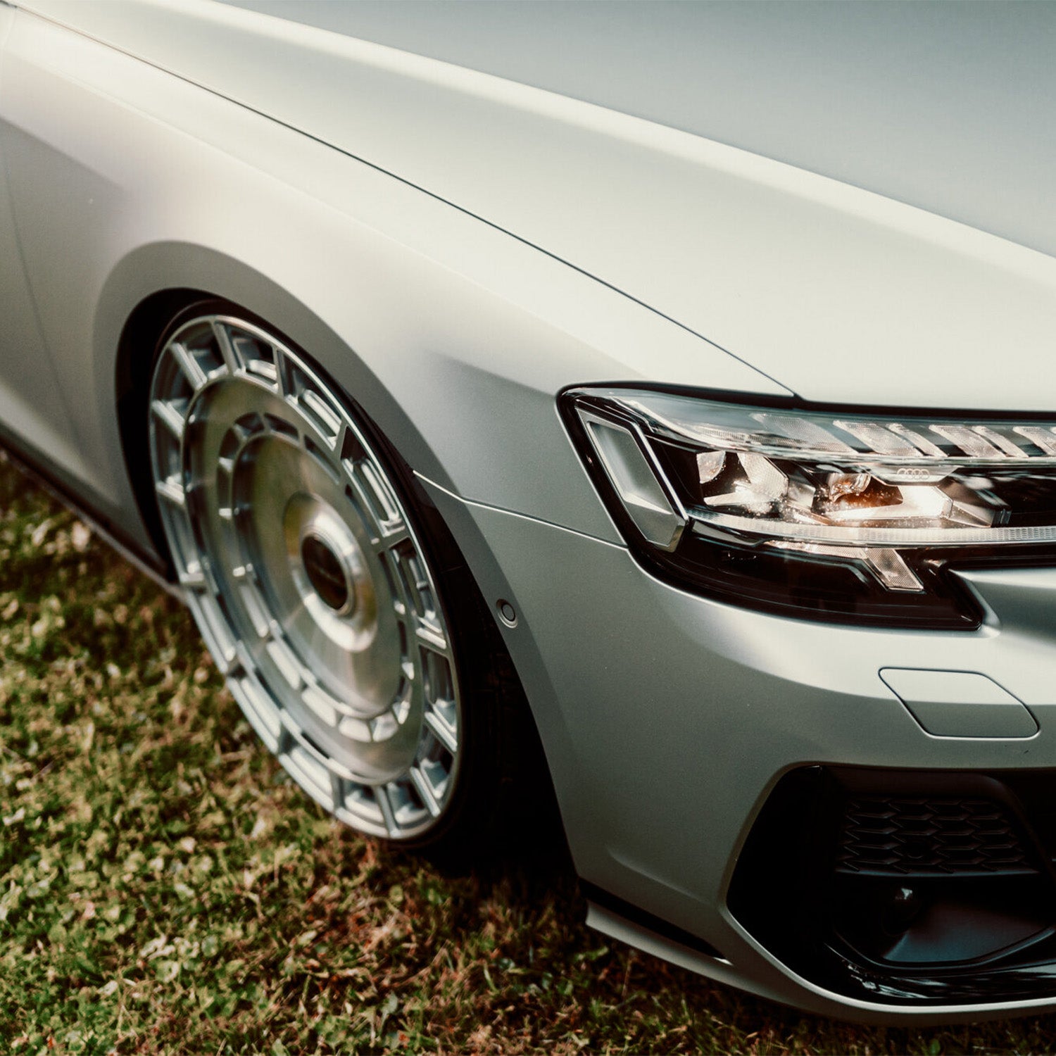 Vossen HF-9 Forged Alloy Wheels In Silver Brushed