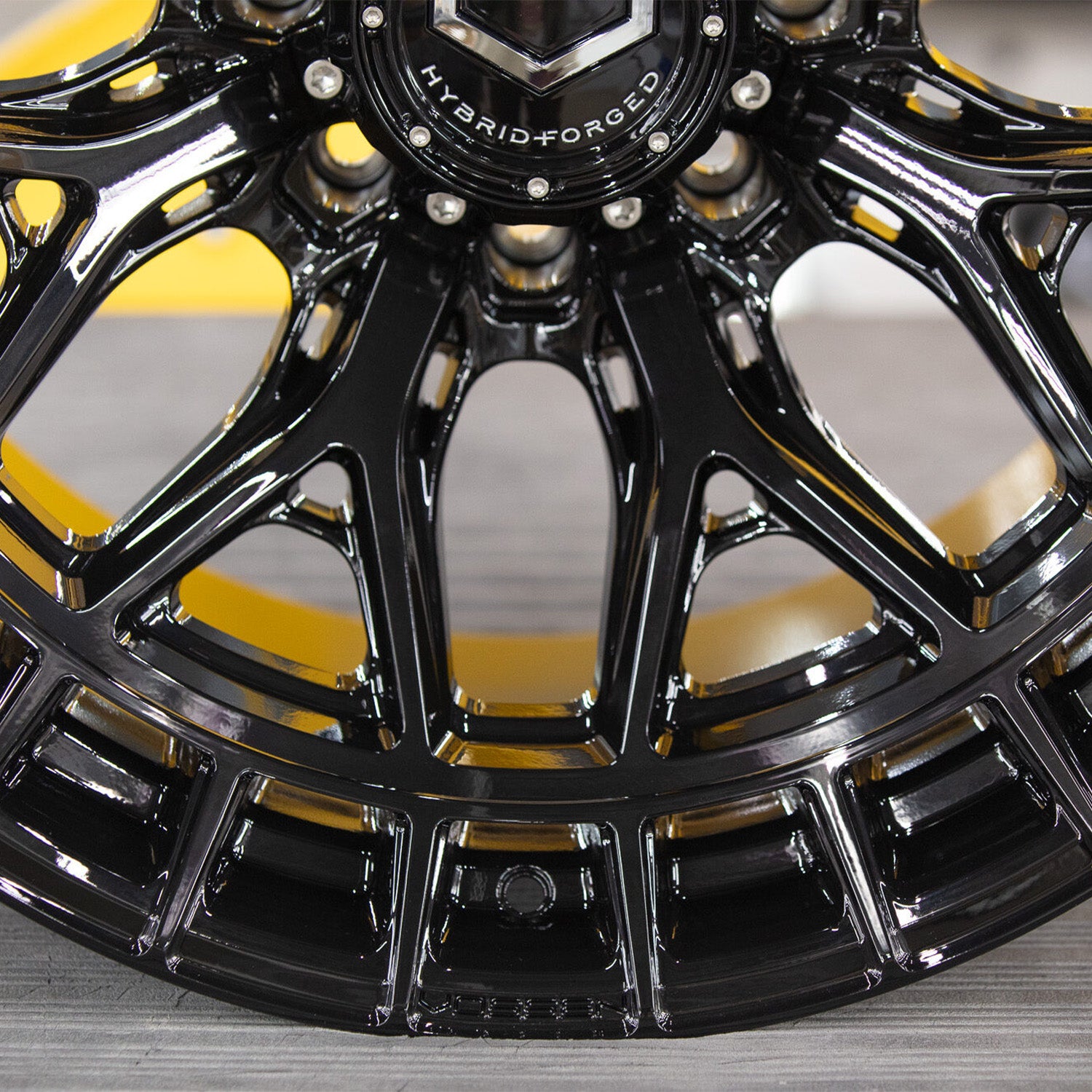 Vossen HFX-1 Forged Alloy Wheels In Gloss Black (8-Lug)