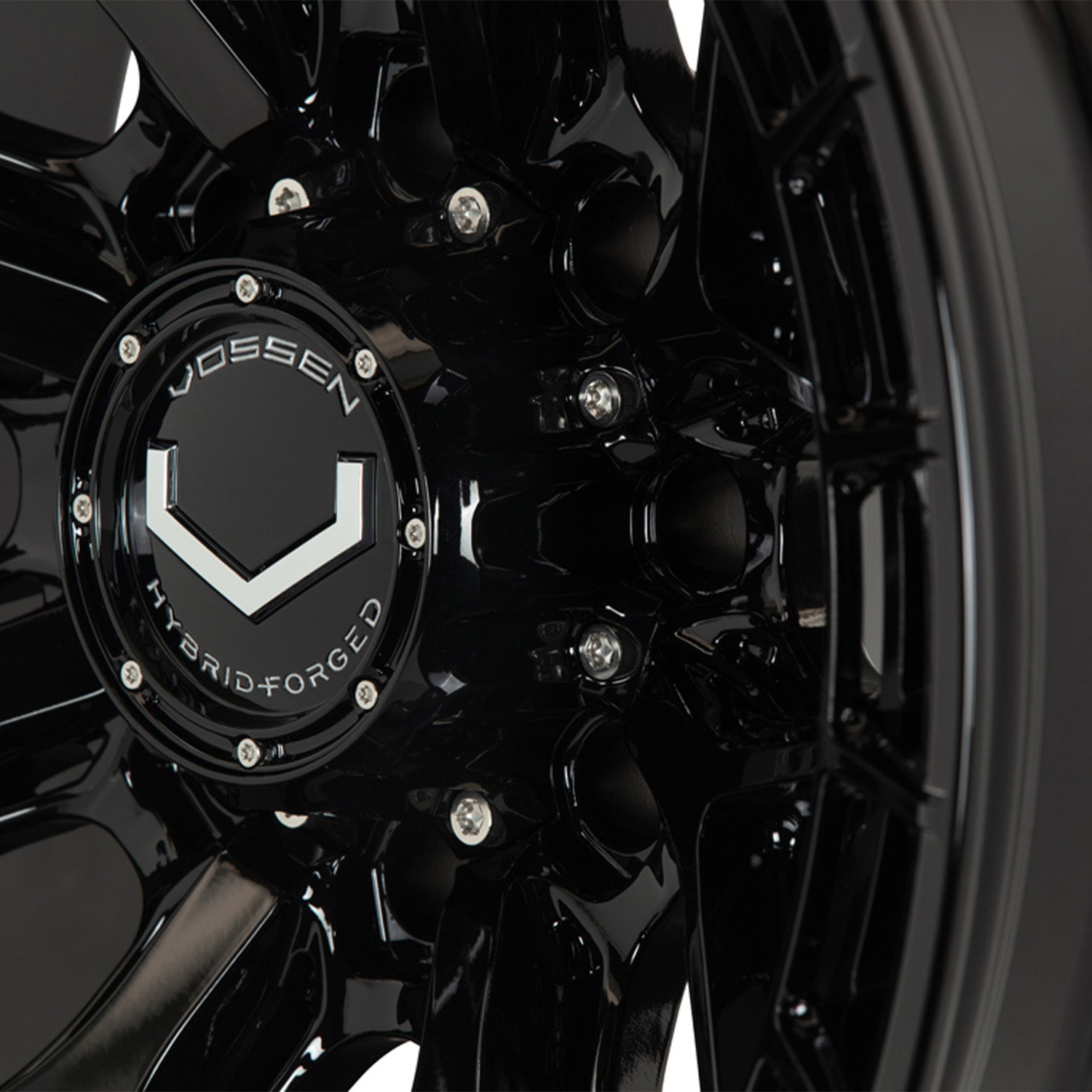 Vossen HFX-1 Forged Alloy Wheels In Gloss Black (8-Lug)