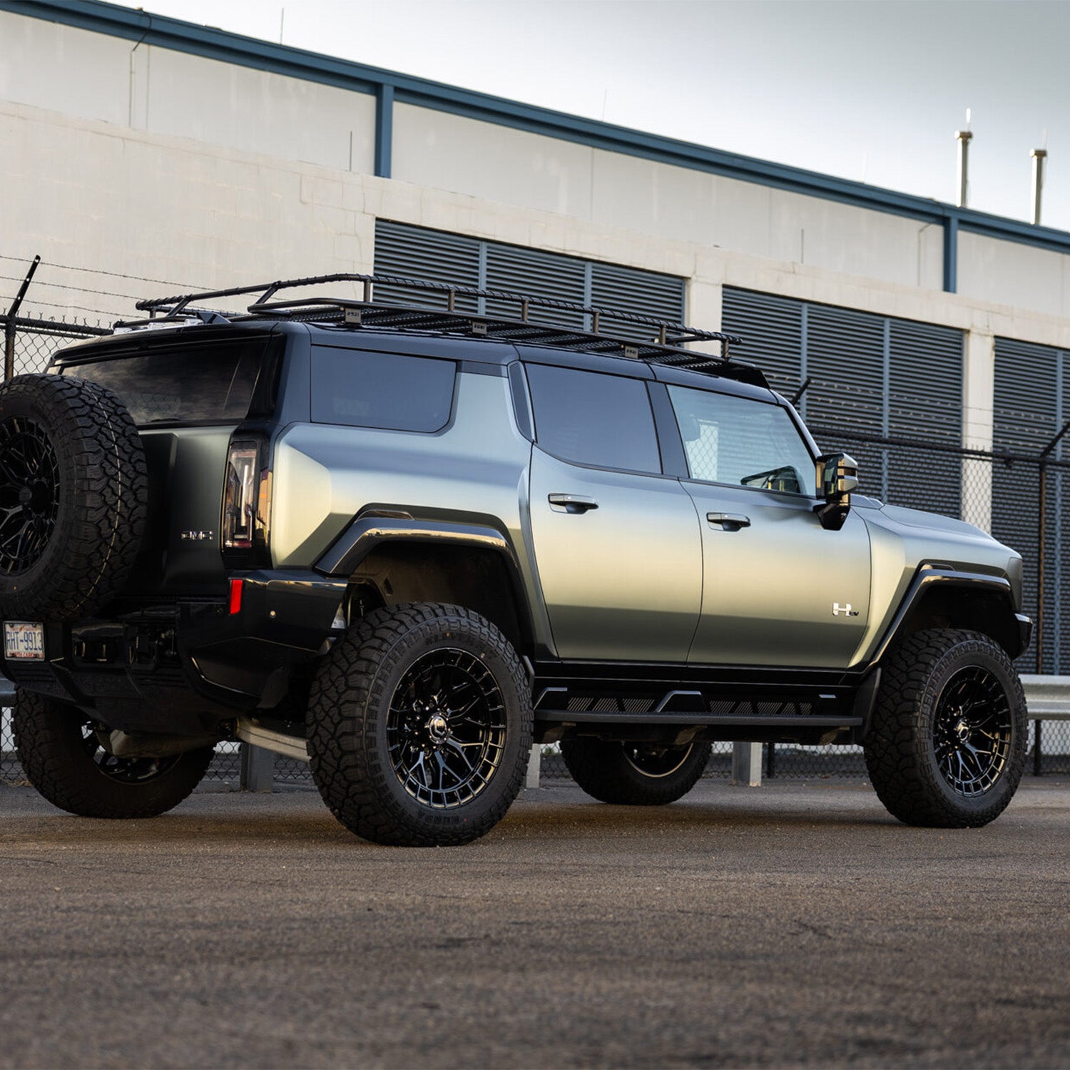 Vossen HFX-1 Forged Alloy Wheels In Gloss Black (8-Lug)