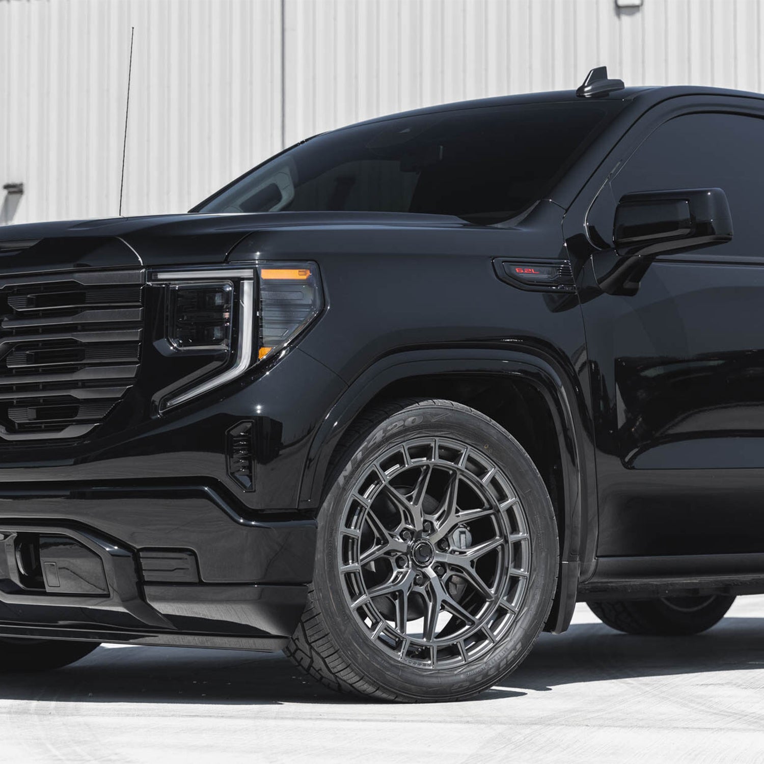 Vossen HFX-1 Forged Alloy Wheels In Matte Gunmetal (6-Lug)