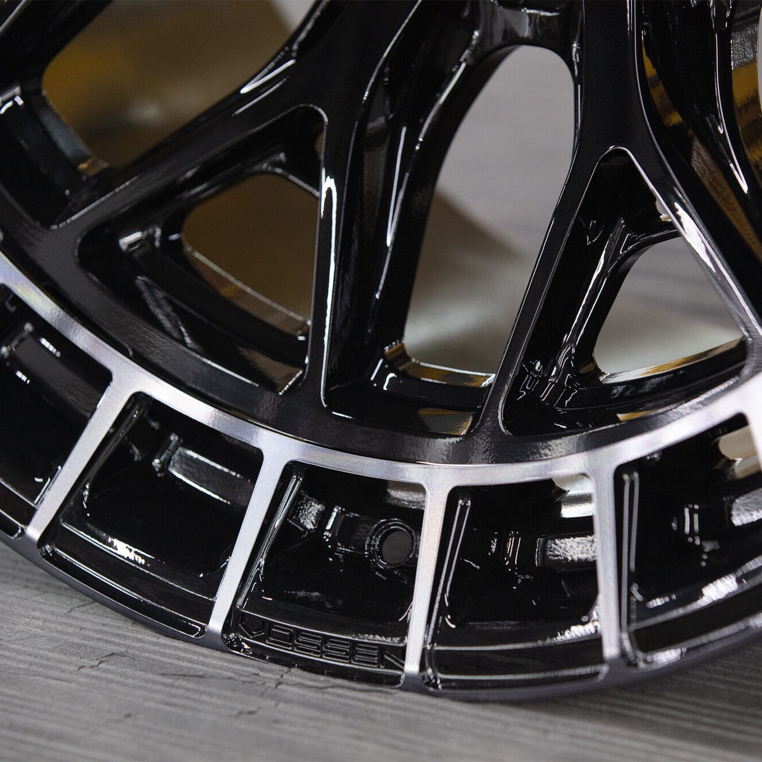 Vossen HFX-1 Forged Alloy Wheels In Tinted Gloss Black (8-Lug)