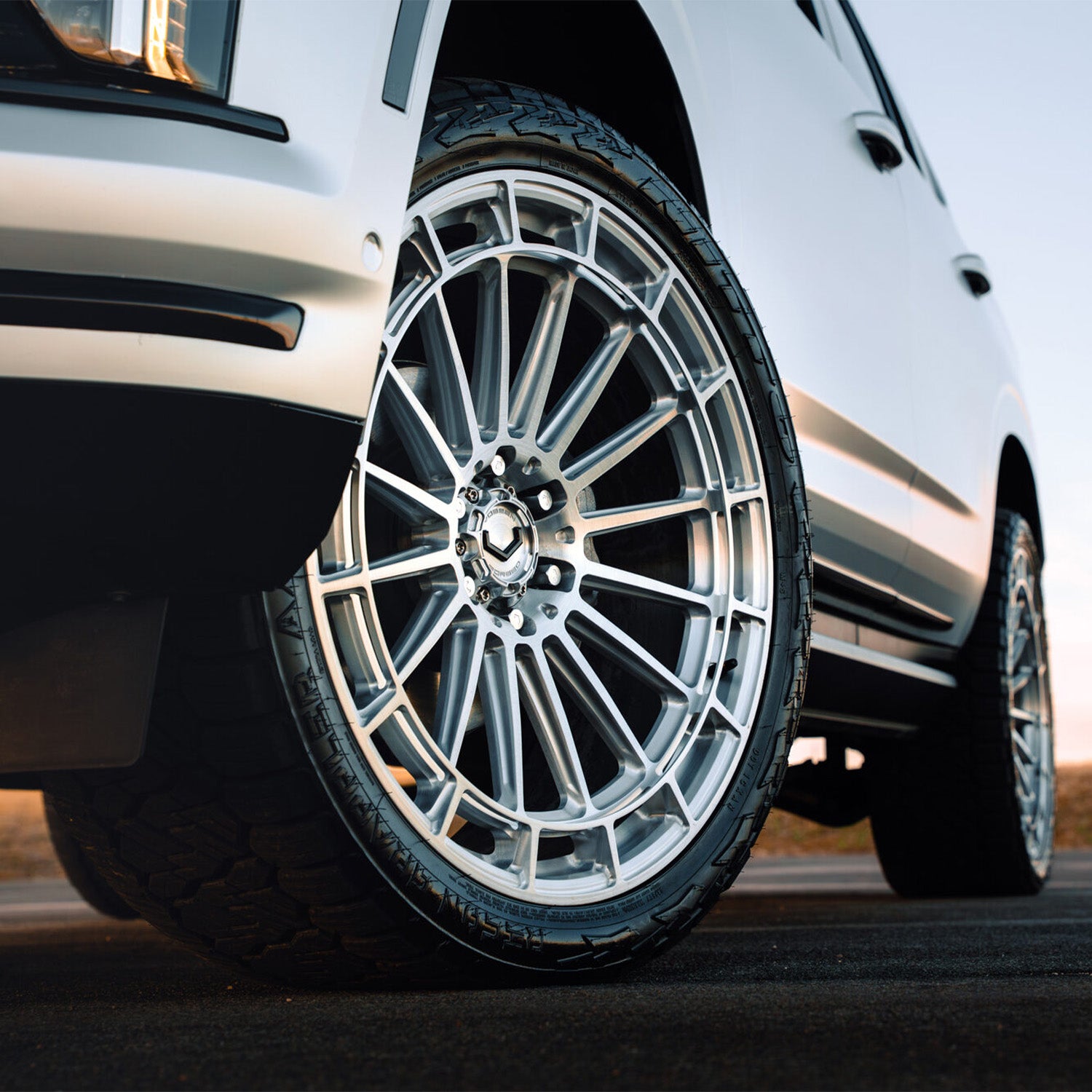 Vossen LCX-01 Forged Alloy Wheels In Brushed Gloss Clear