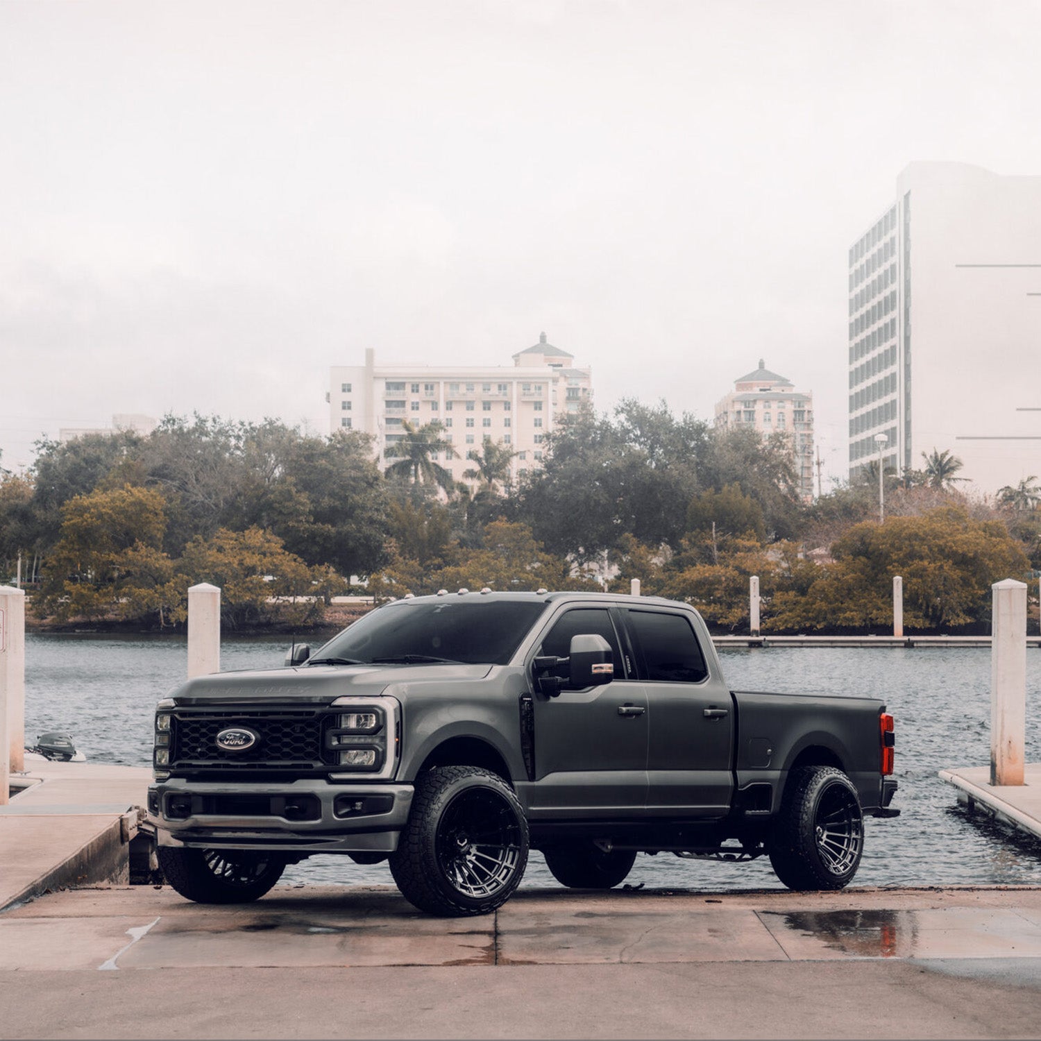 Vossen LCX-01 Forged Alloy Wheels In Gloss Black