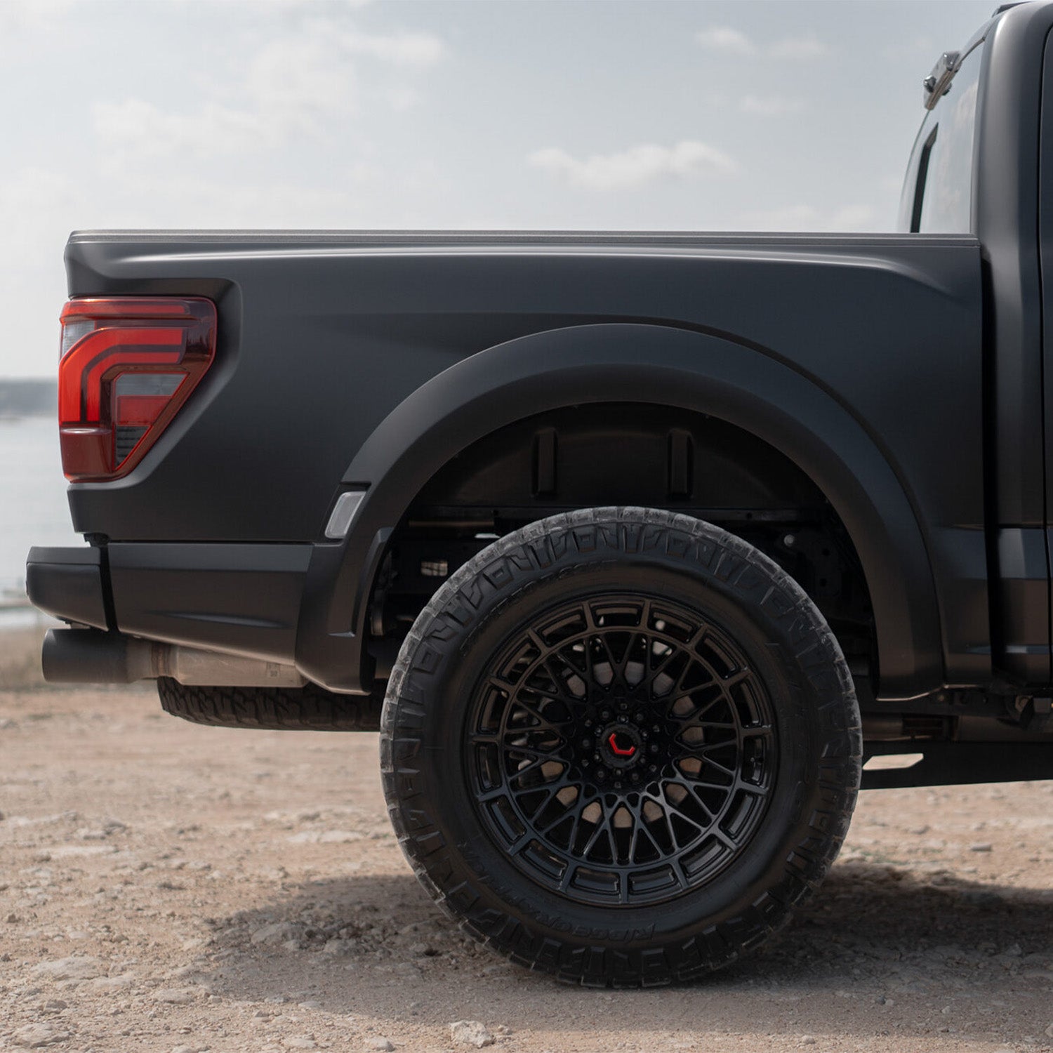 Vossen LCX-03 Forged Alloy Wheels In Gloss Black