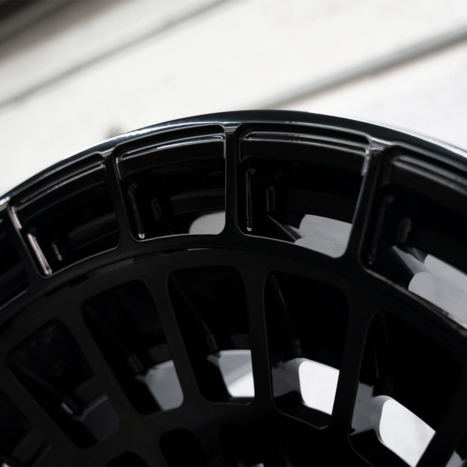 Vossen LCX-04 Forged Alloy Wheels In Gloss Black