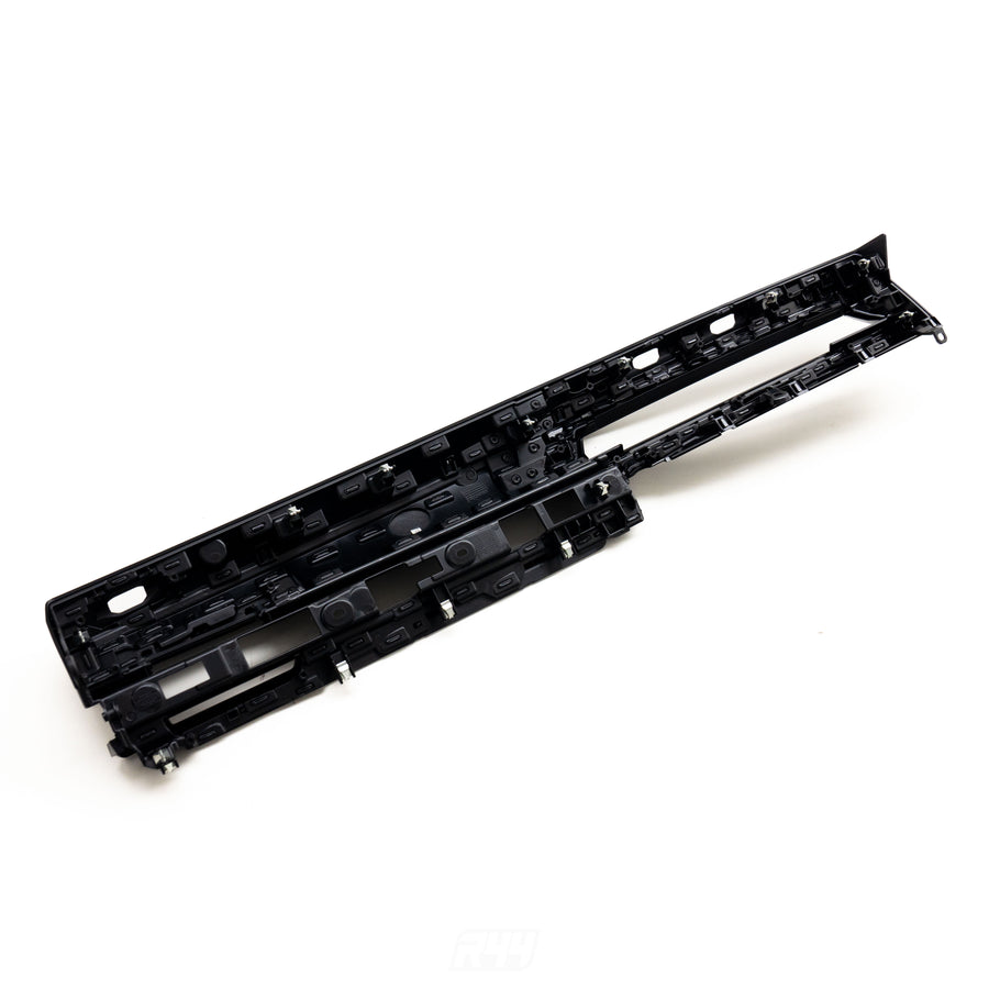 Genuine BMW BMW G90/G99 M5 & G60/G61 5 Series OEM Carbon Fibre Dashboard Trim