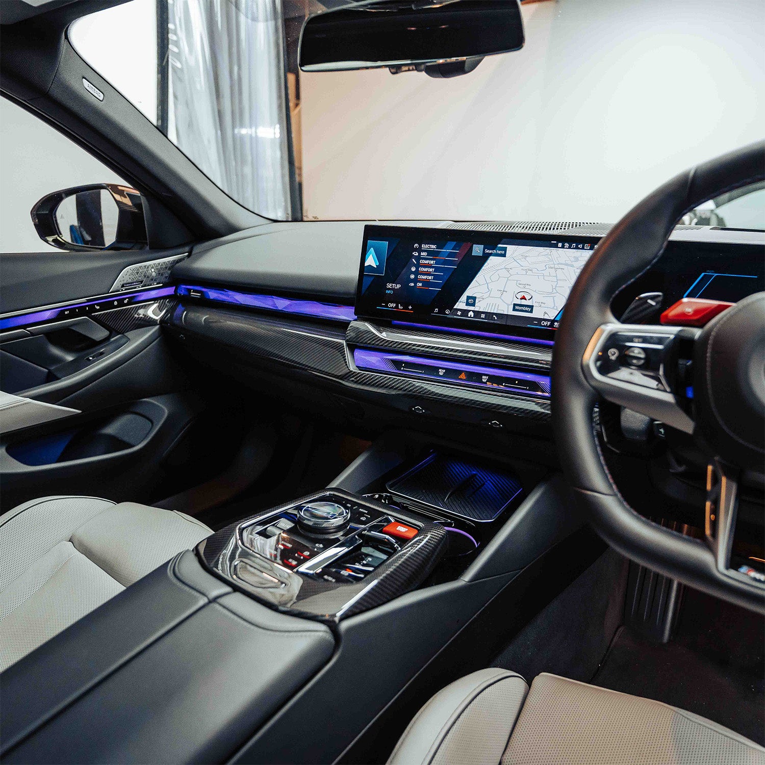 SHFT BMW G90/G99 M5 & G60/G61 5 Series Full Interior Kit In Gloss Carbon Fibre