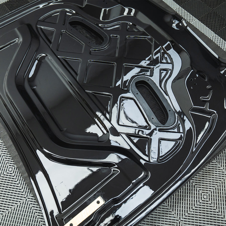 SooQoo BMW G90 & G99 M5 Vented Hood In Gloss Black Painted Pre Preg Carbon Fibre