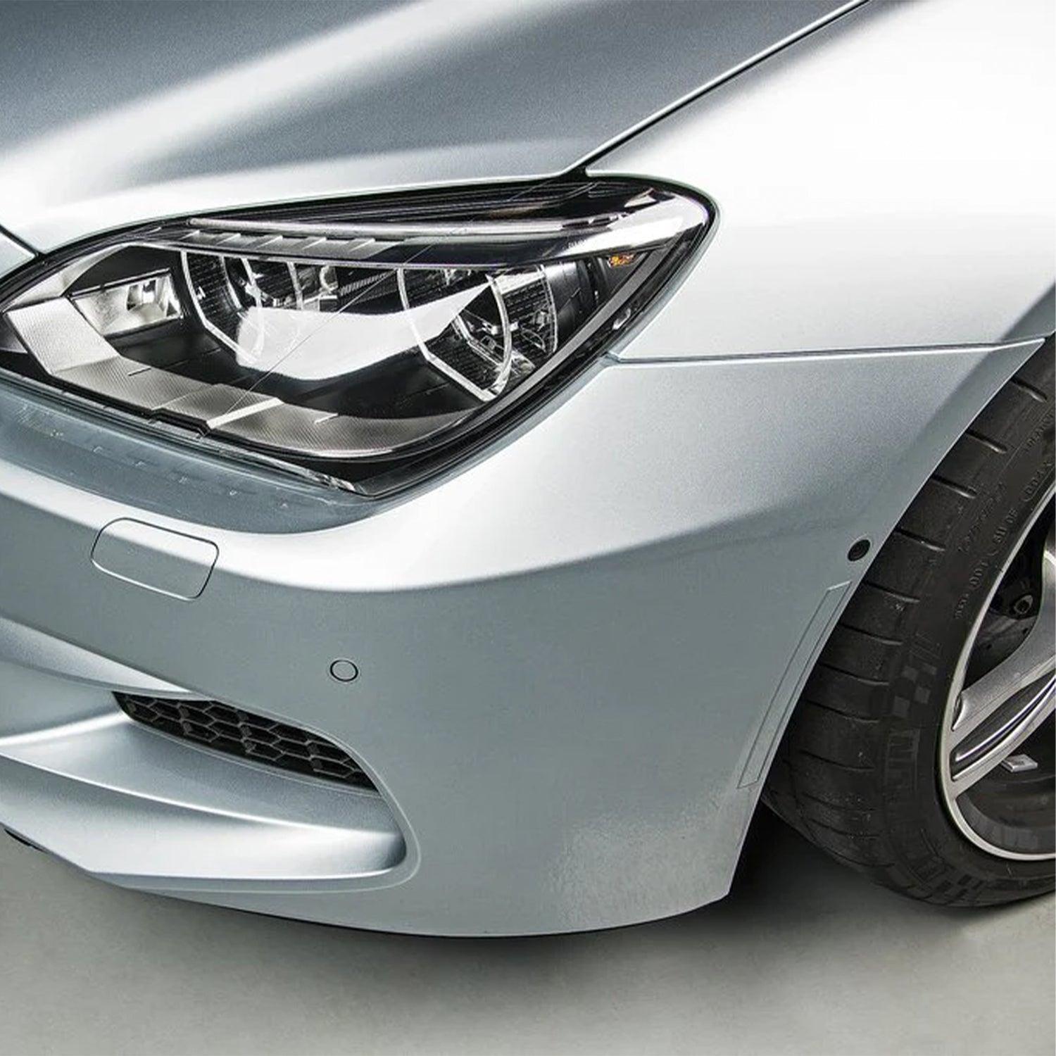IND BMW M6 Painted Front Reflector Set (F06/F12/F13)-R44 Performance