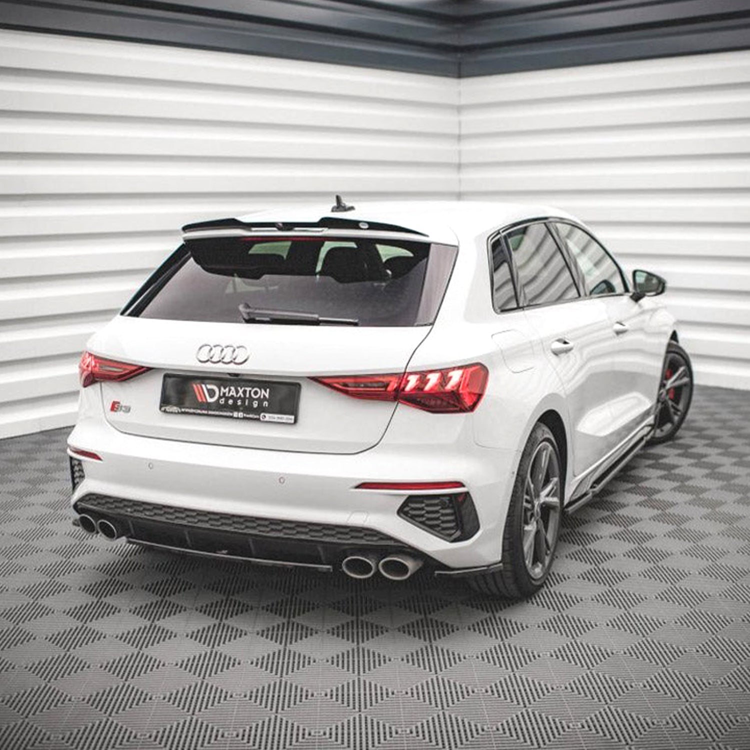 Maxton Spoiler Cap V.2 AUDI RS3 / S3 / A3 S-Line Sportback 8Y (2020-) in Gloss Black-R44 Performance