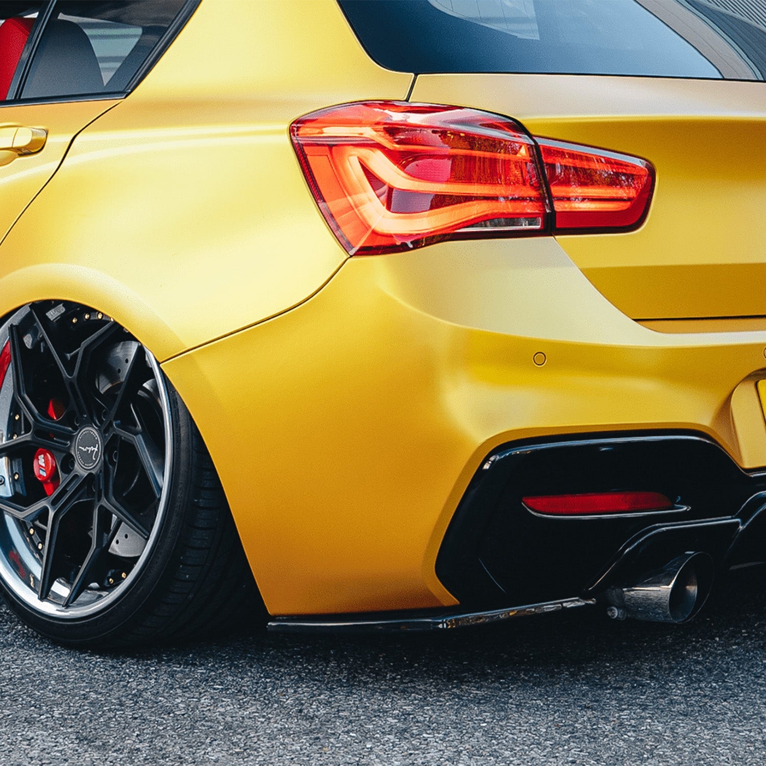ZAERO Design BMW M135i M140i LCI Gloss Black Rear Splitters