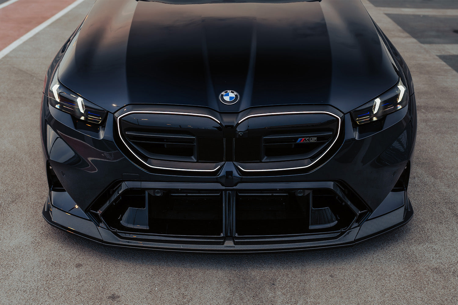 BMW G90 M5 Carbon Fibre Front Lip