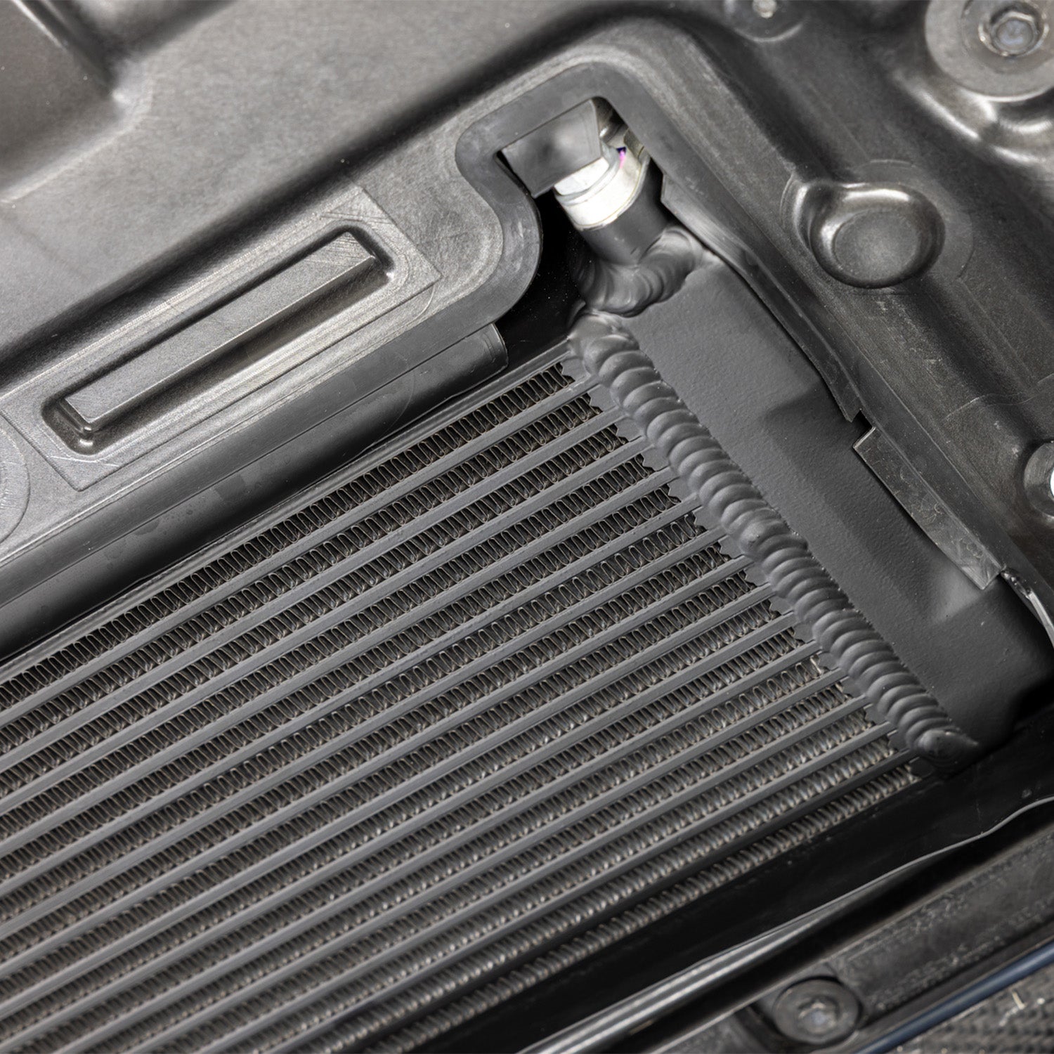 CSF Radiators BMW G90/G99 M5, F90 M5, F92 M8, F10 M & F12 M6 High Performance Engine Oil Cooler 8317
