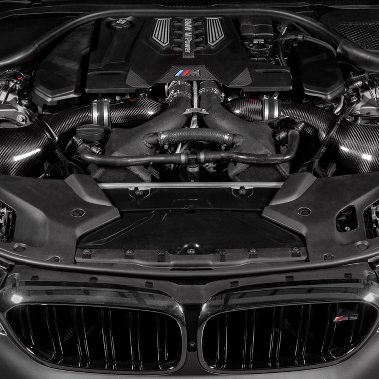 Modified BMW F90 M5 With Eventuri Inlet Pipes