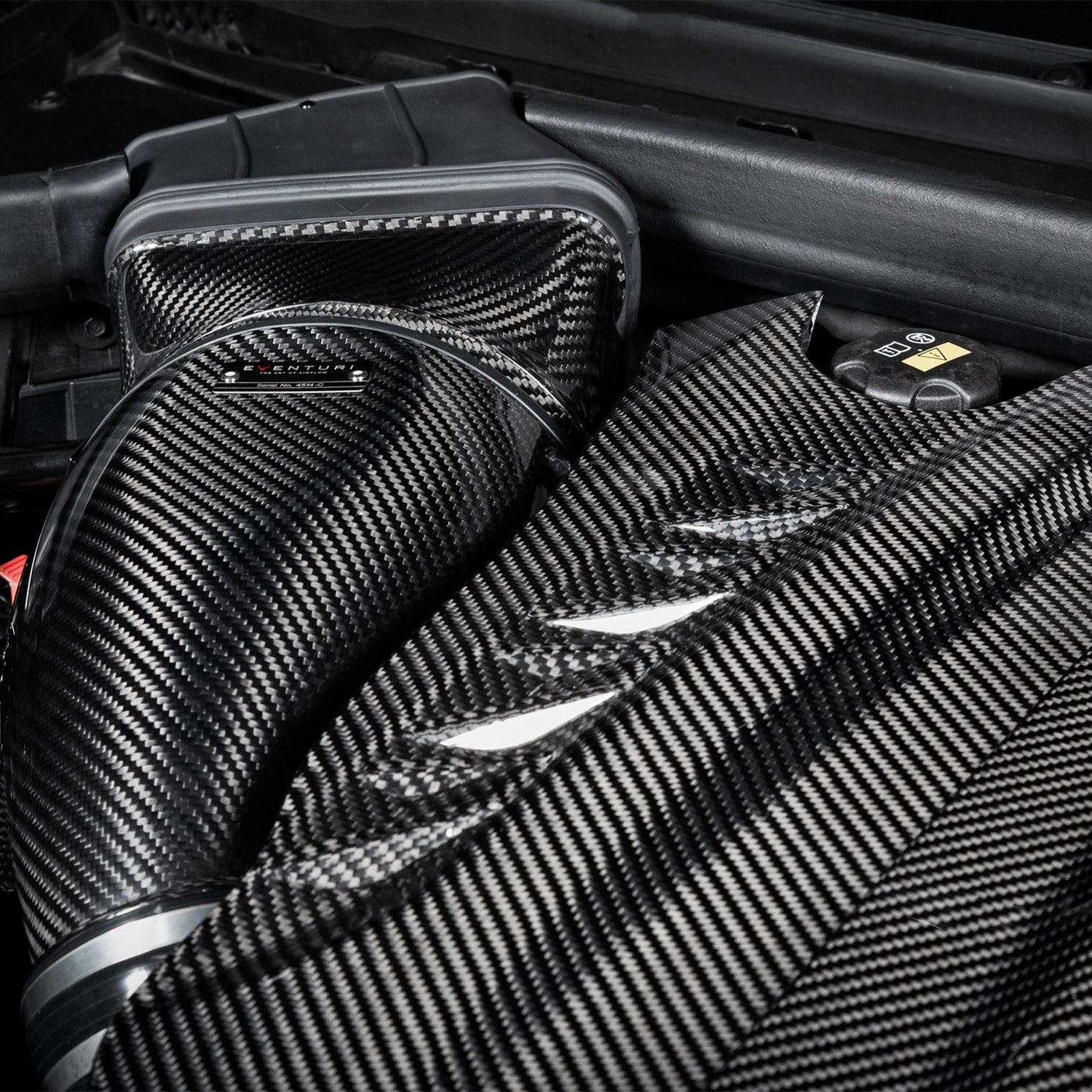 Eventuri BMW F95 X5M, F96 X6M & G09 XM Carbon Fibre Intake System