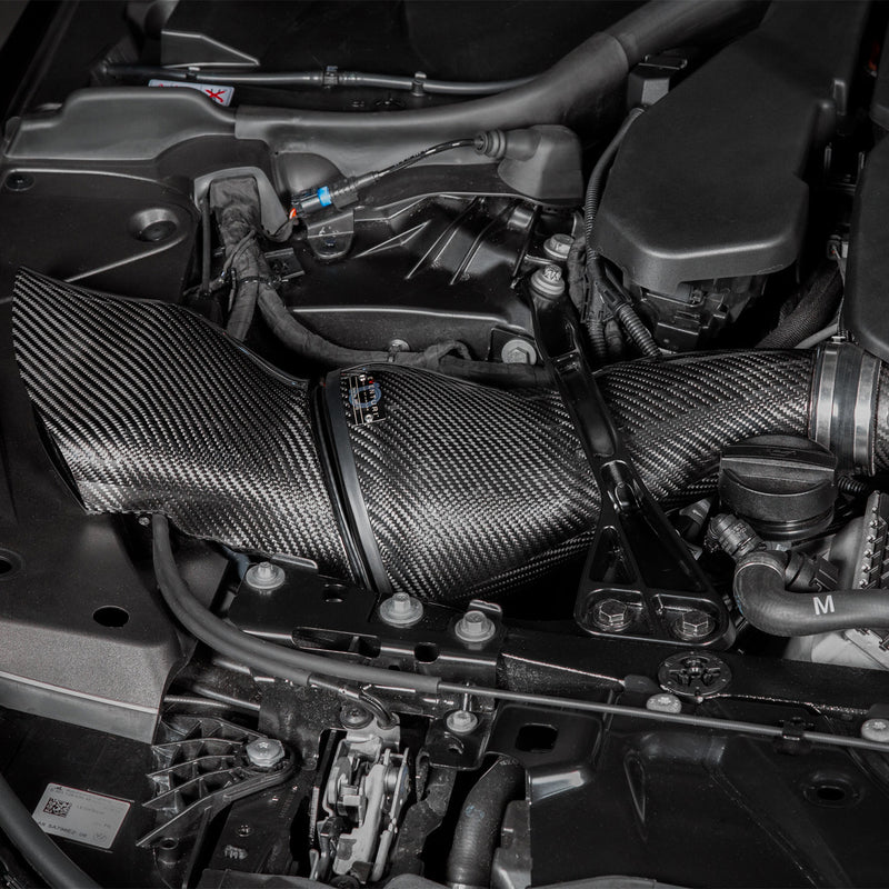 Eventuri BMW G90 & G99 M5 Carbon Fibre Intake System Close Up