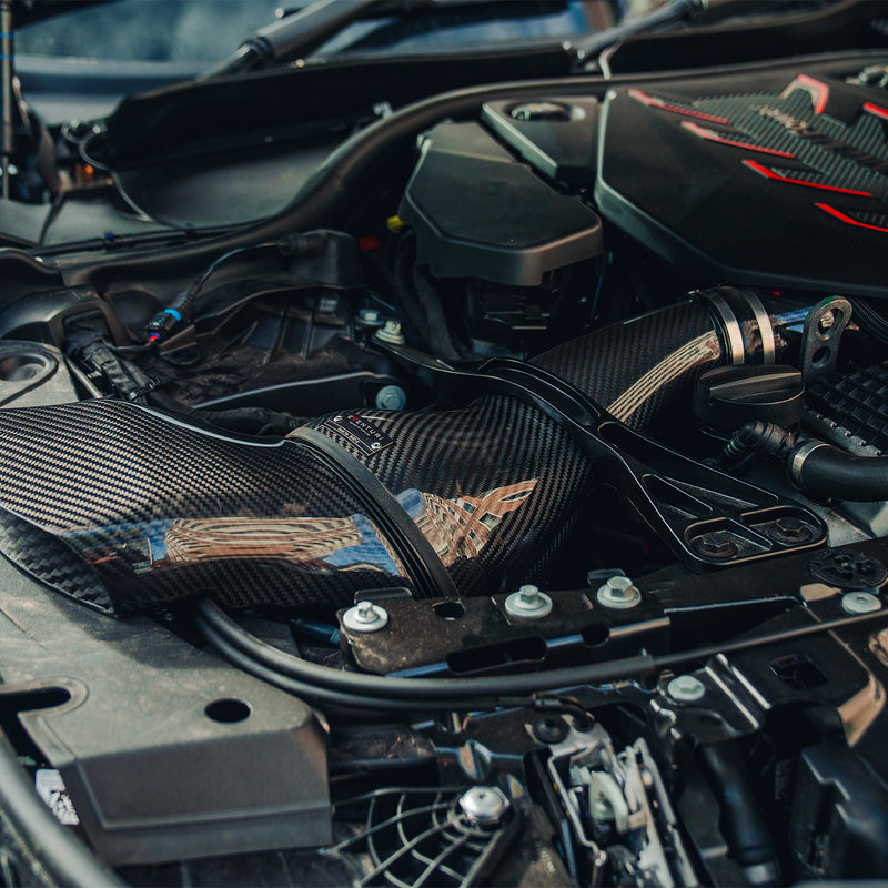 Eventuri BMW G90 & G99 M5 Carbon Fibre Intake System Fitted