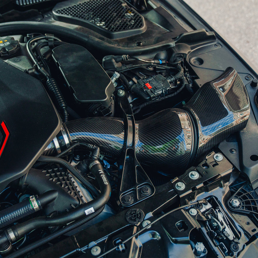 Eventuri BMW G90 & G99 M5 Carbon Fibre Intake System Fitted
