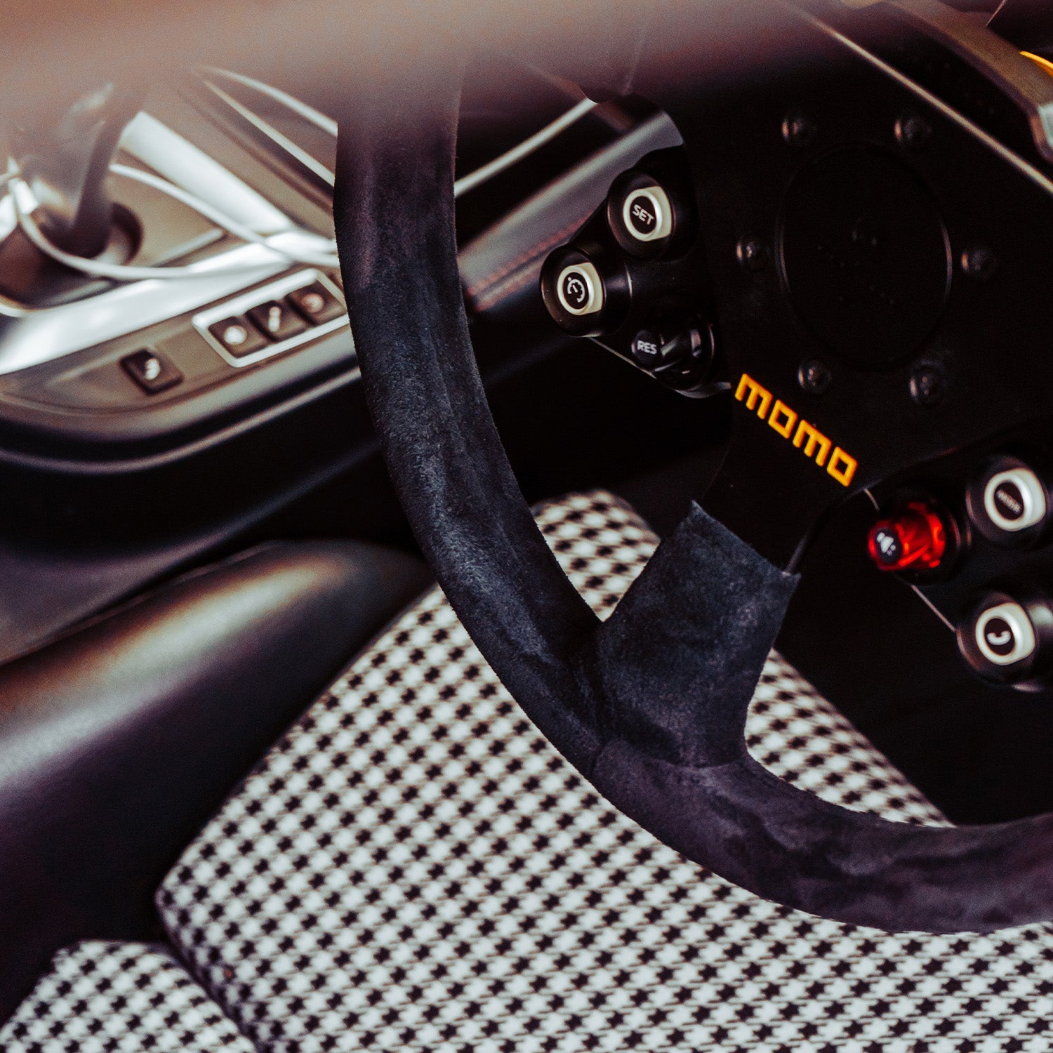 JQ Werks Madtrace® BMW F Series Racing Steering Wheel System