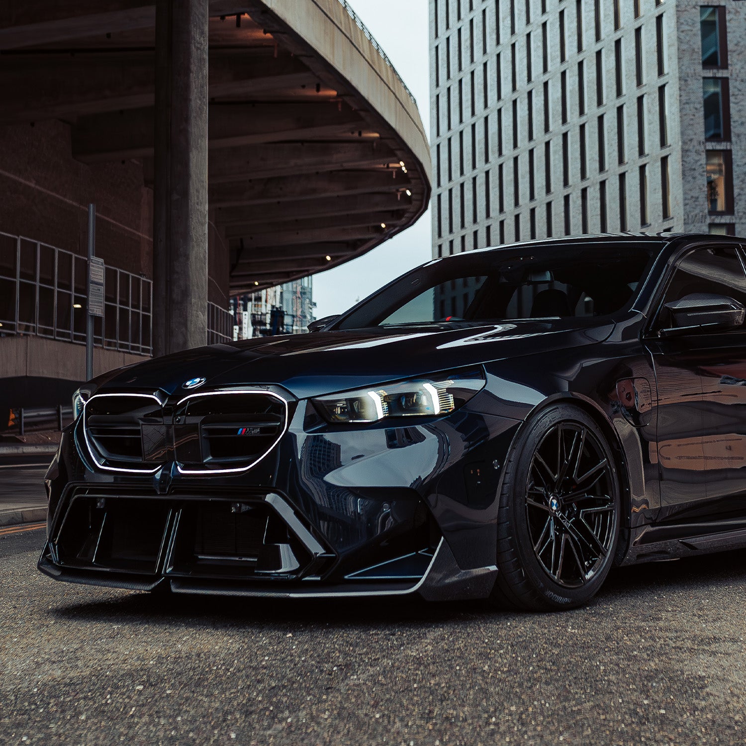 MHC+ BMW G90 & G99 M5 Carbon Performance Front Splitter