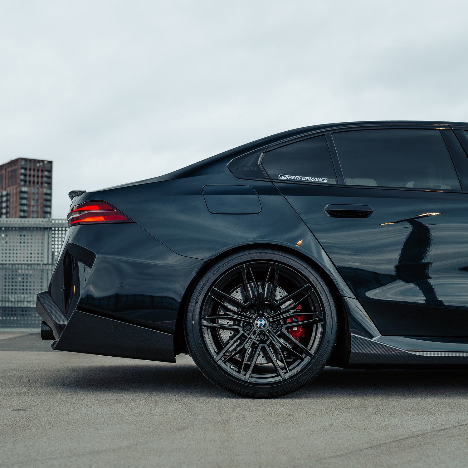 MHC+ BMW G90 M5 Full Carbon Fibre Exterior Body Kit