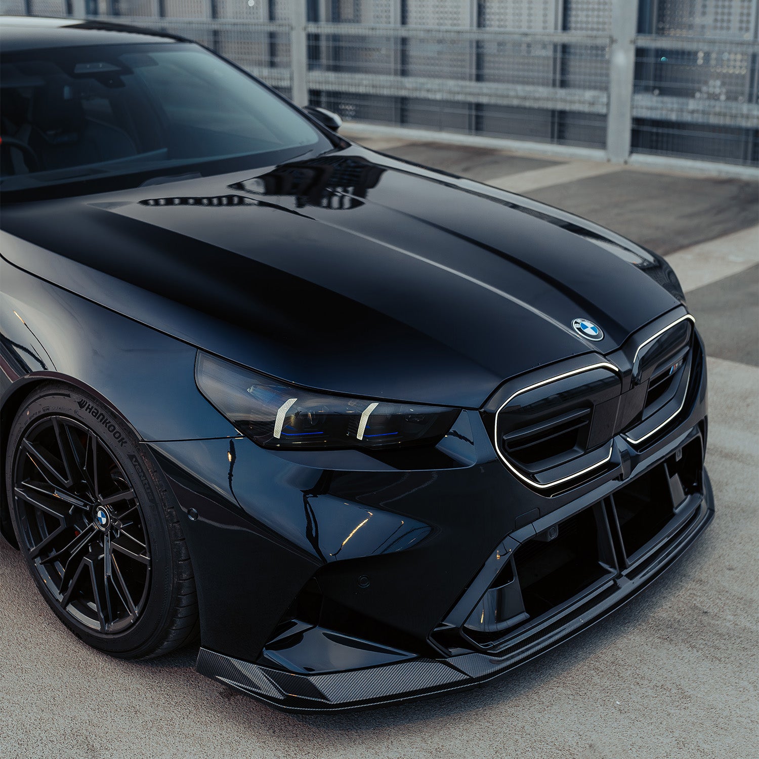 MHC+ BMW G90 M5 Full Carbon Fibre Exterior Body Kit