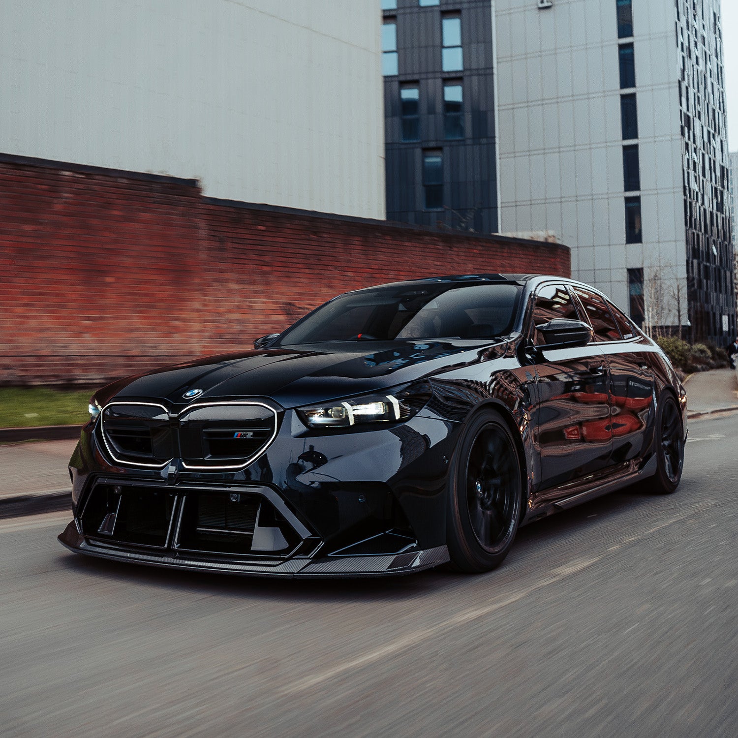 MHC+ BMW G90 M5 Full Carbon Fibre Exterior Body Kit