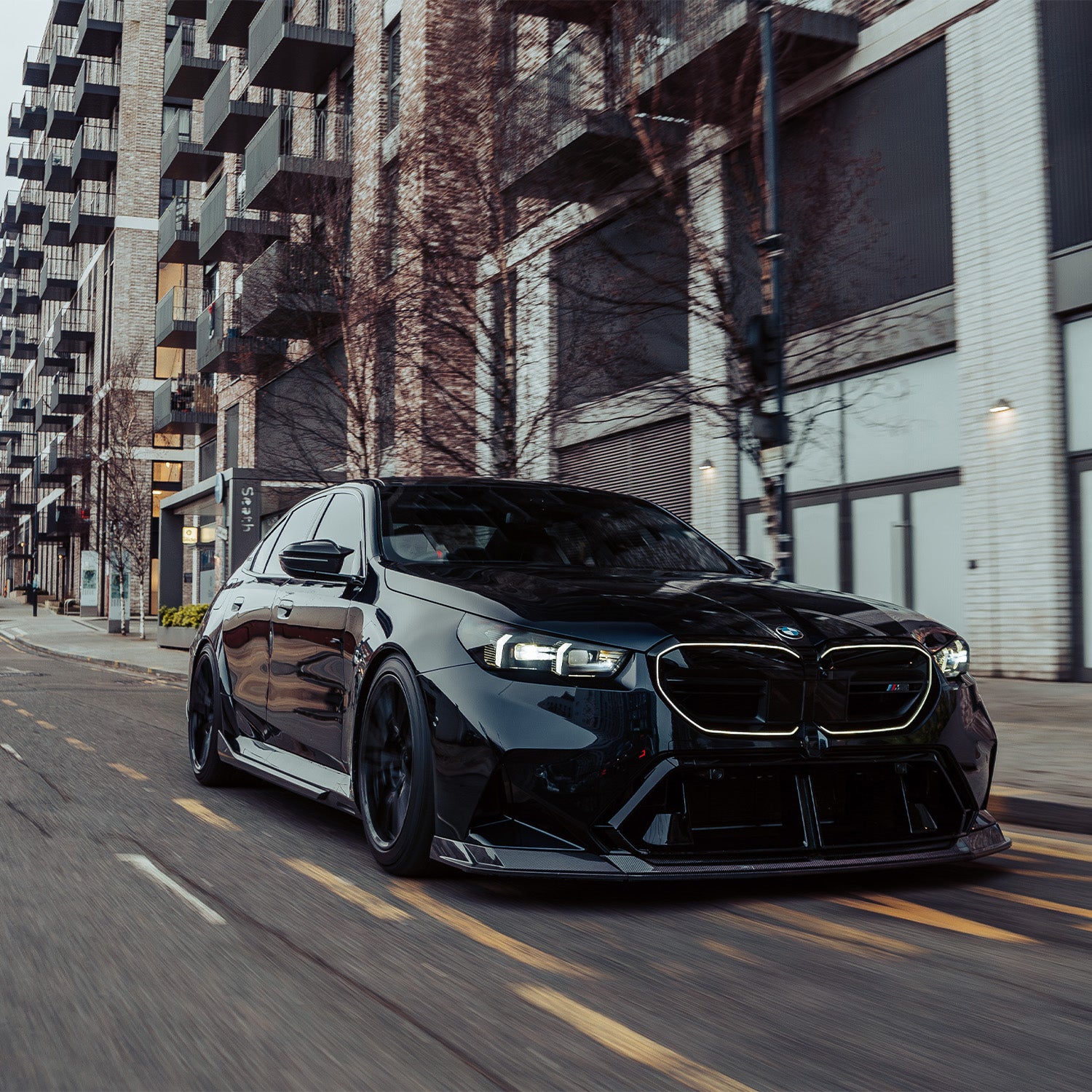 MHC+ BMW G90 M5 Full Carbon Fibre Exterior Body Kit