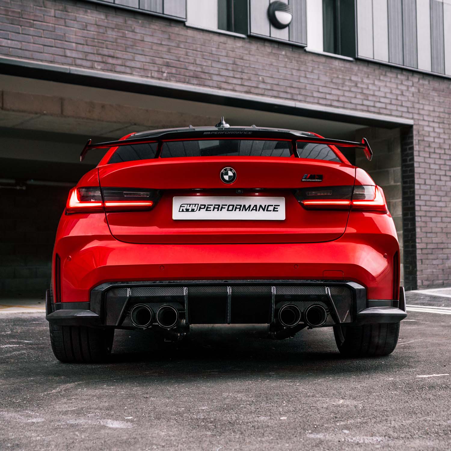 M4 deals rear diffuser