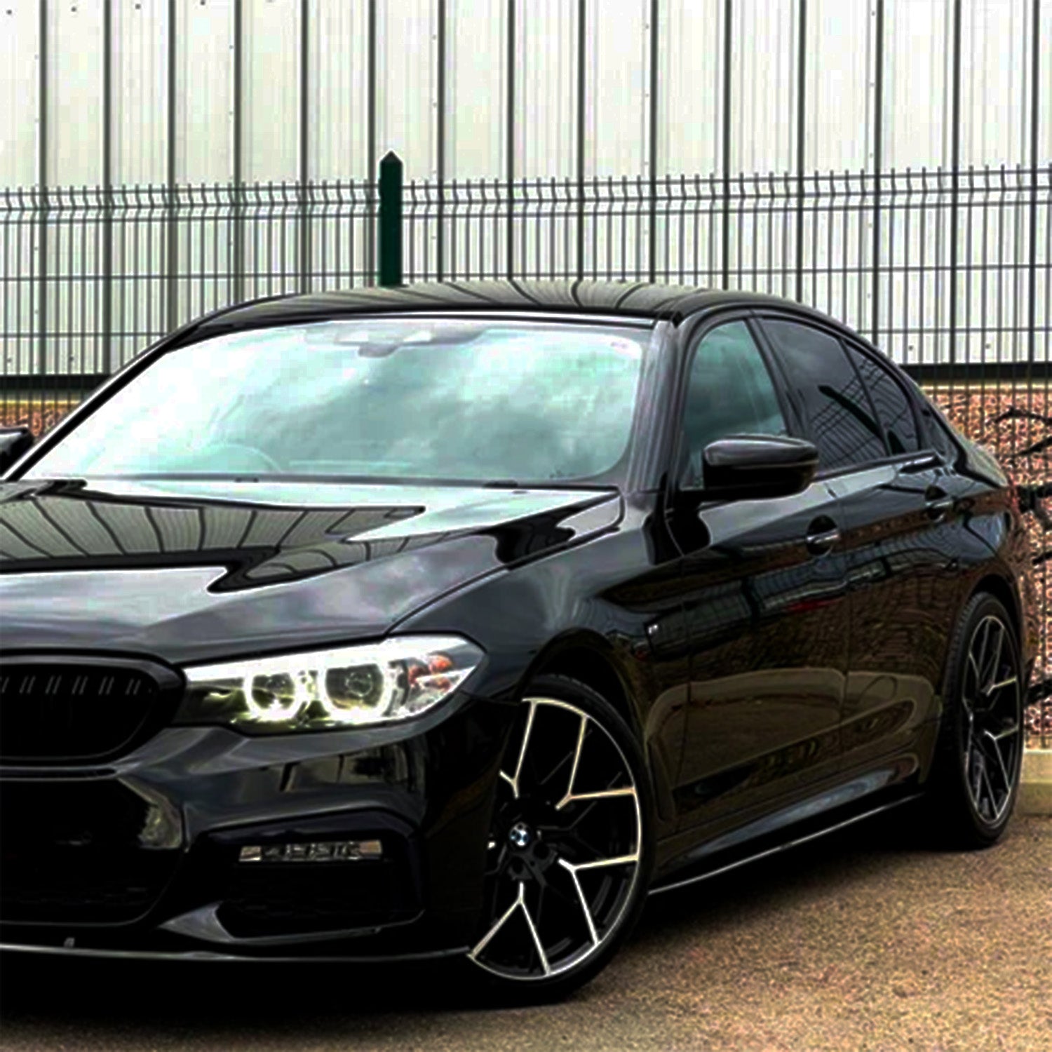 MHC Black BMW F90 M5 & G30 5 Series Gloss Black Side Skirts