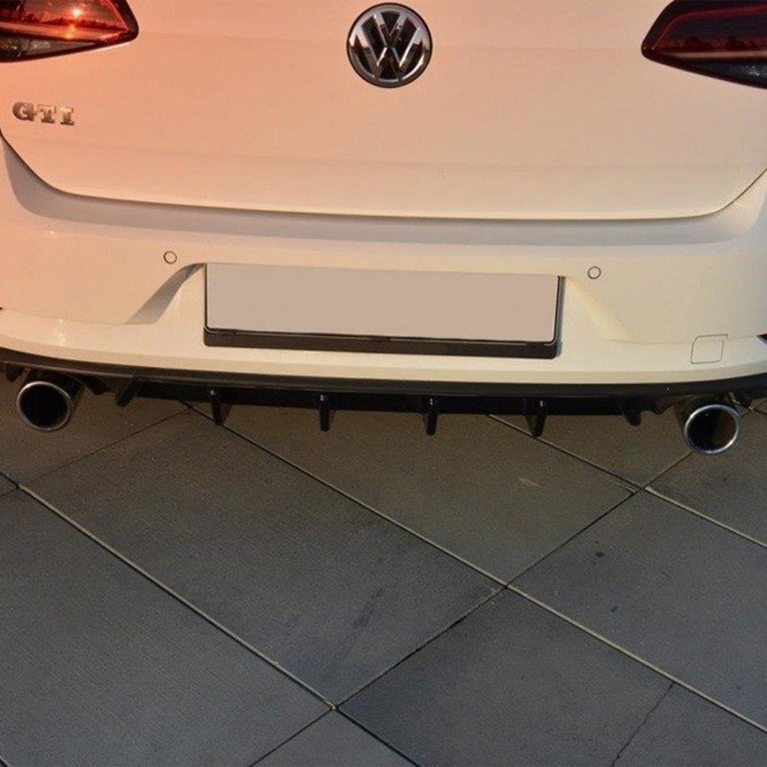 Maxton Design VW Golf GTI Mk7.5 Gloss Black Rear Diffuser VW-GO-7F-GTI-RS2G