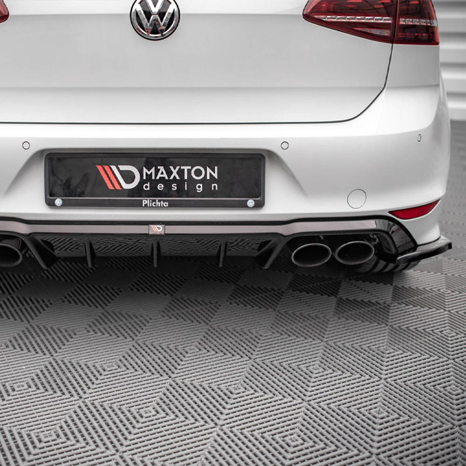 Maxton Design VW Golf R Mk7 V4 Rear Side Splitters