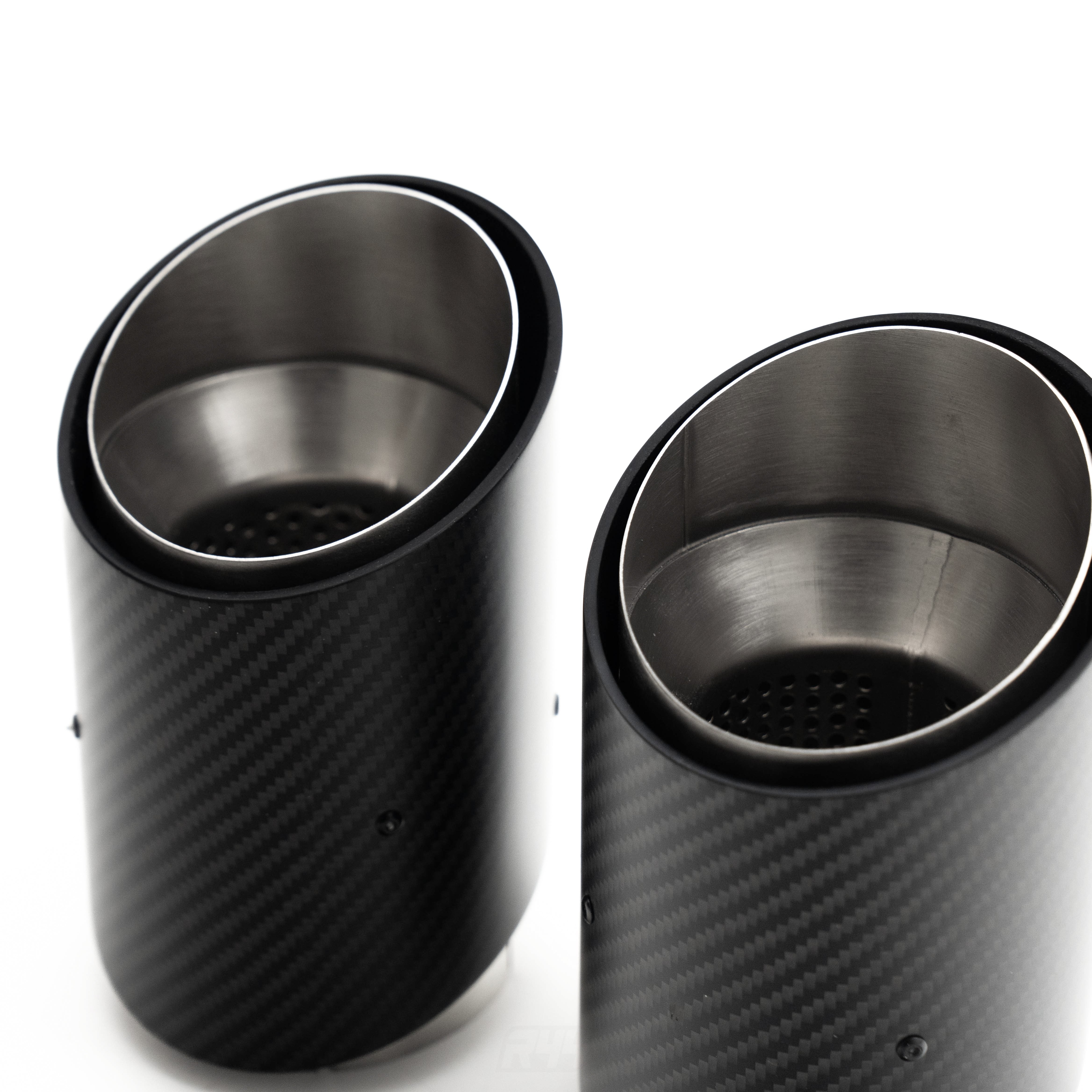 R44 BMW G90 & G99 M5 Carbon Fibre Exhaust Tips Set