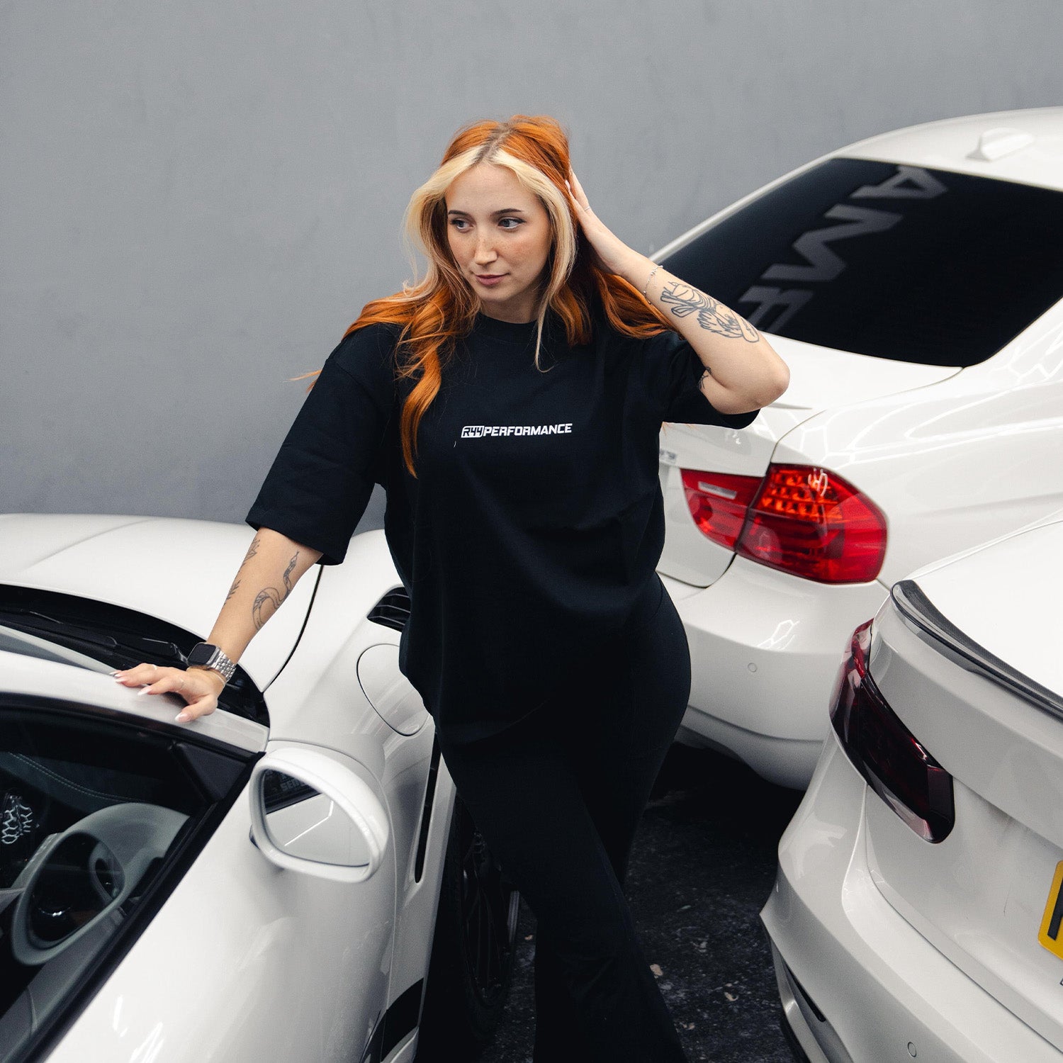 R44 Performance Classic Tee In Black Worn By Model