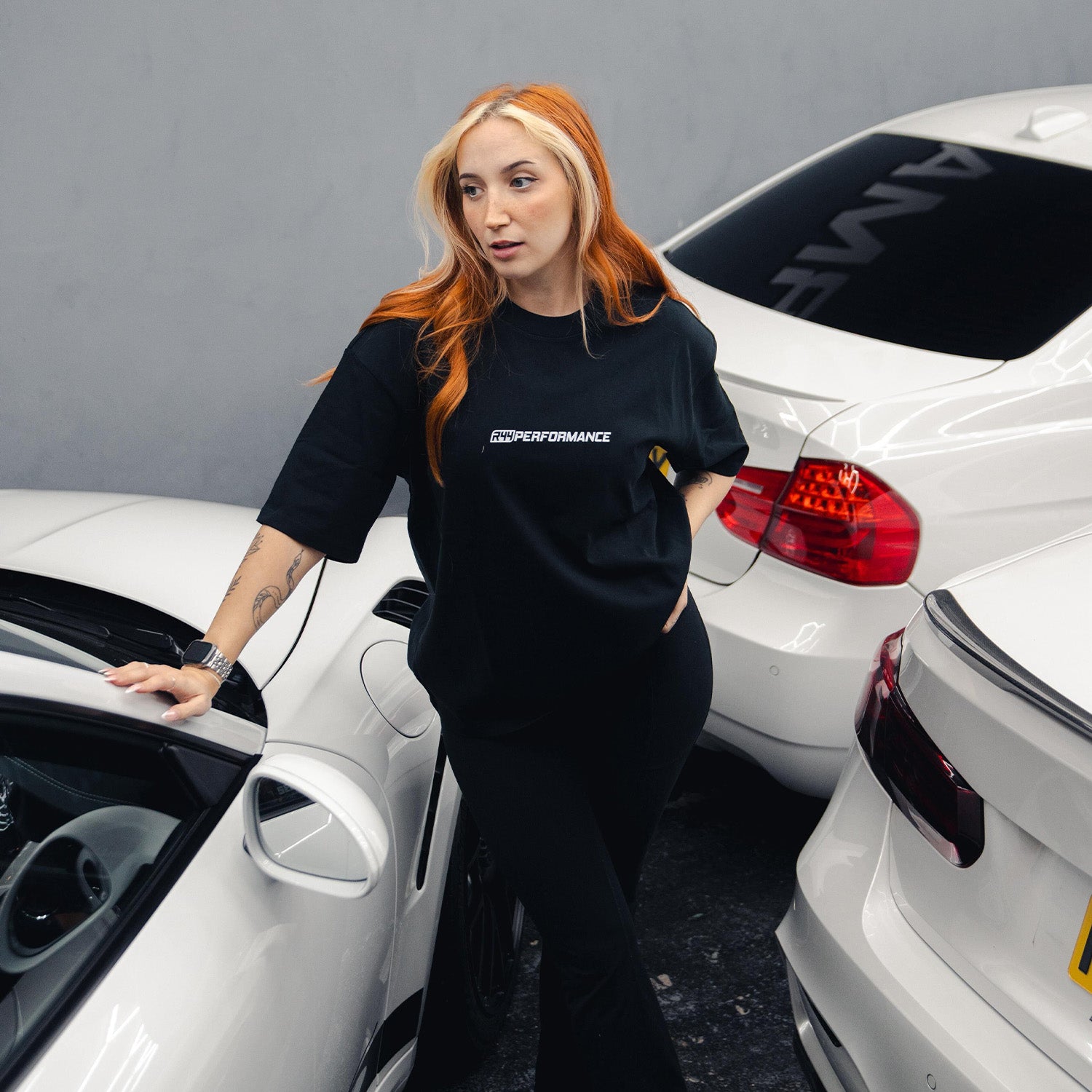 R44 Performance Classic Tee In Black Worn By Model