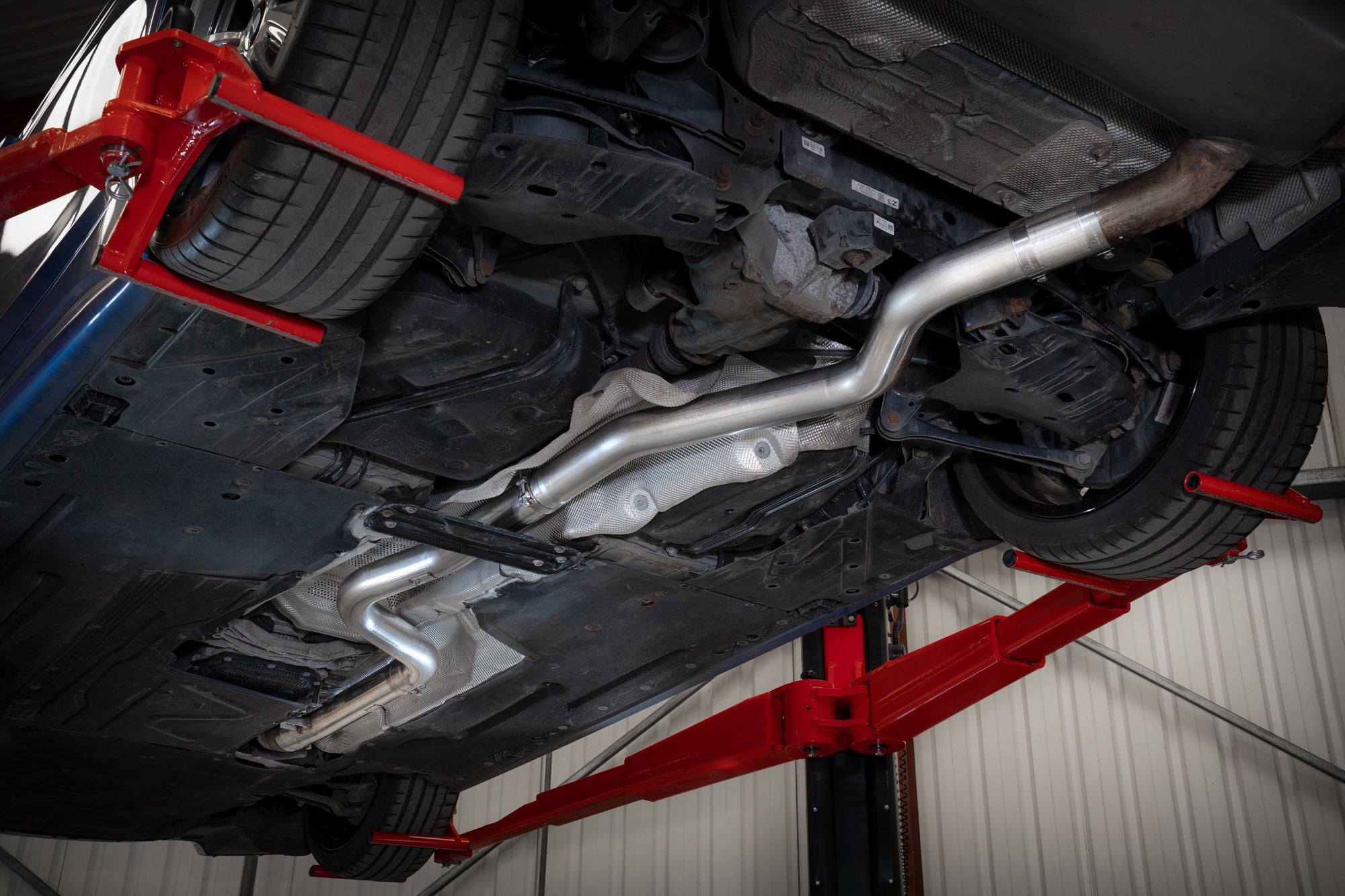 Scorpion BMW 340i & 440i Resonator Delete Exhaust Midpipe (F3X Non GPF Model)