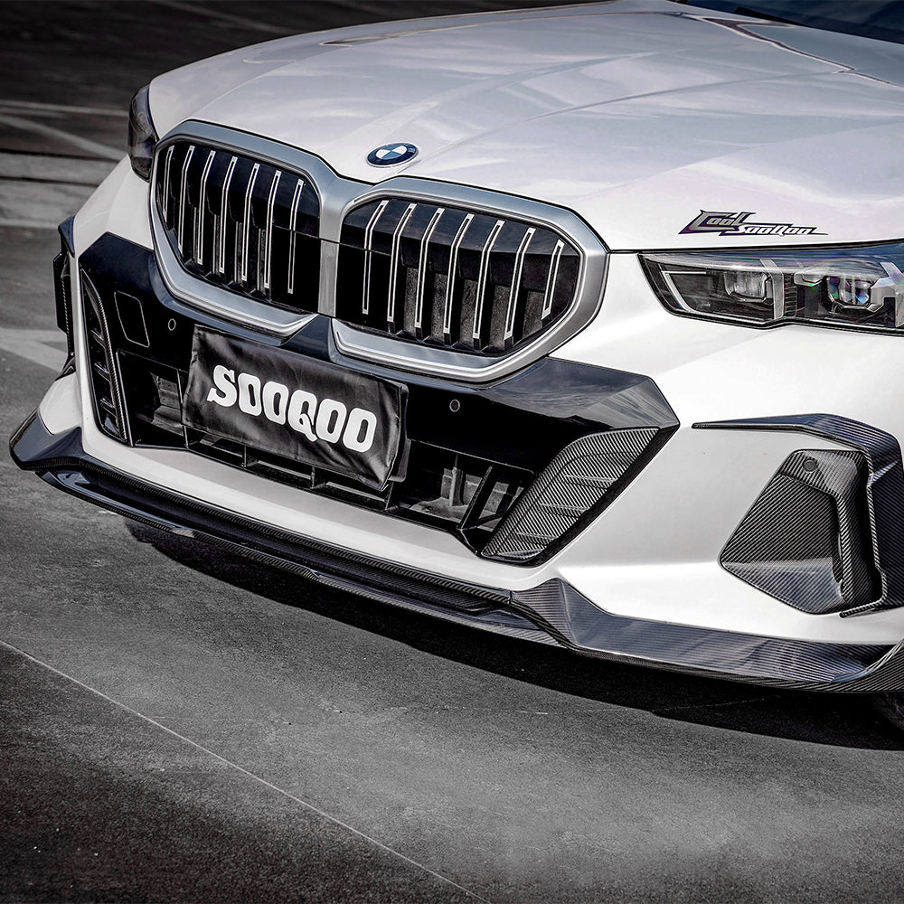 SooQoo BMW 5 Series G60 Front Lip In Gloss Carbon Fibre