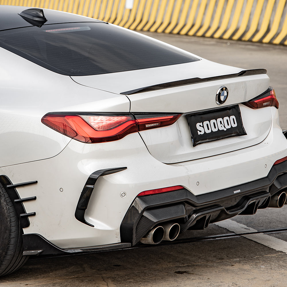SooQoo BMW 4 Series G22 Front Bumper Insert In Gloss Carbon Fibre