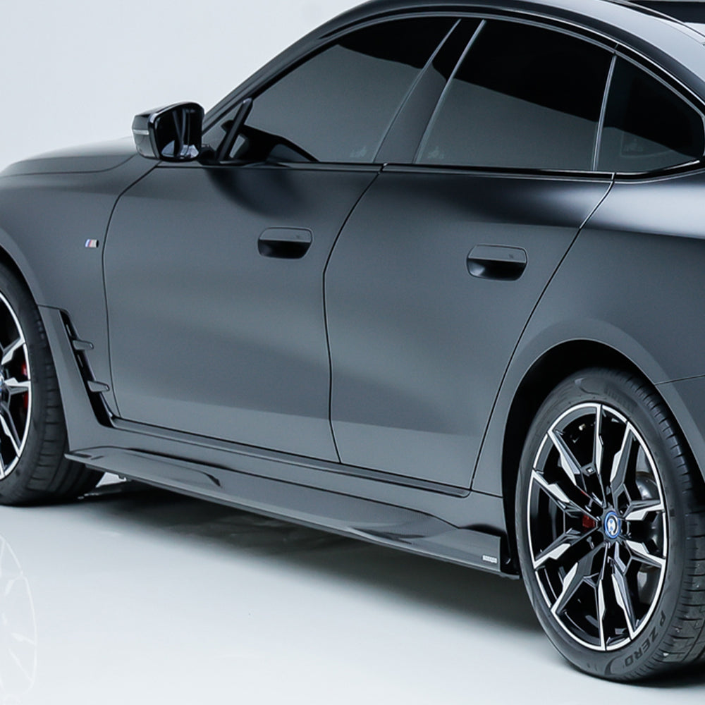 SooQoo BMW i4 G26 Side Skirt In Gloss Carbon Fibre