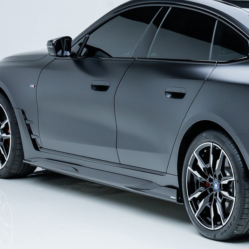 SooQoo BMW i4 G26 Side Skirt In Gloss Carbon Fibre