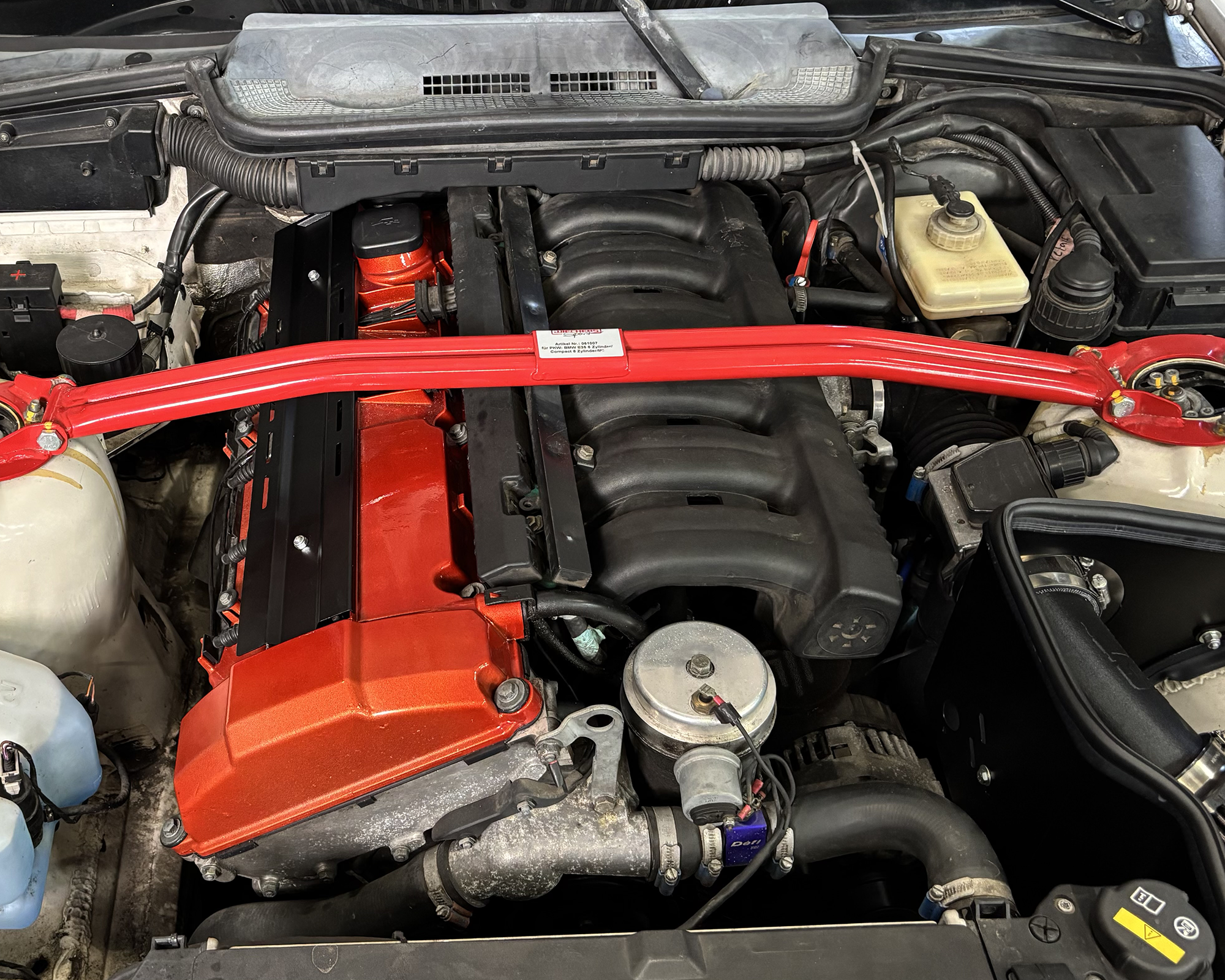 ST Trackparts BMW E36 Coil pack cover Black (M50/M52)