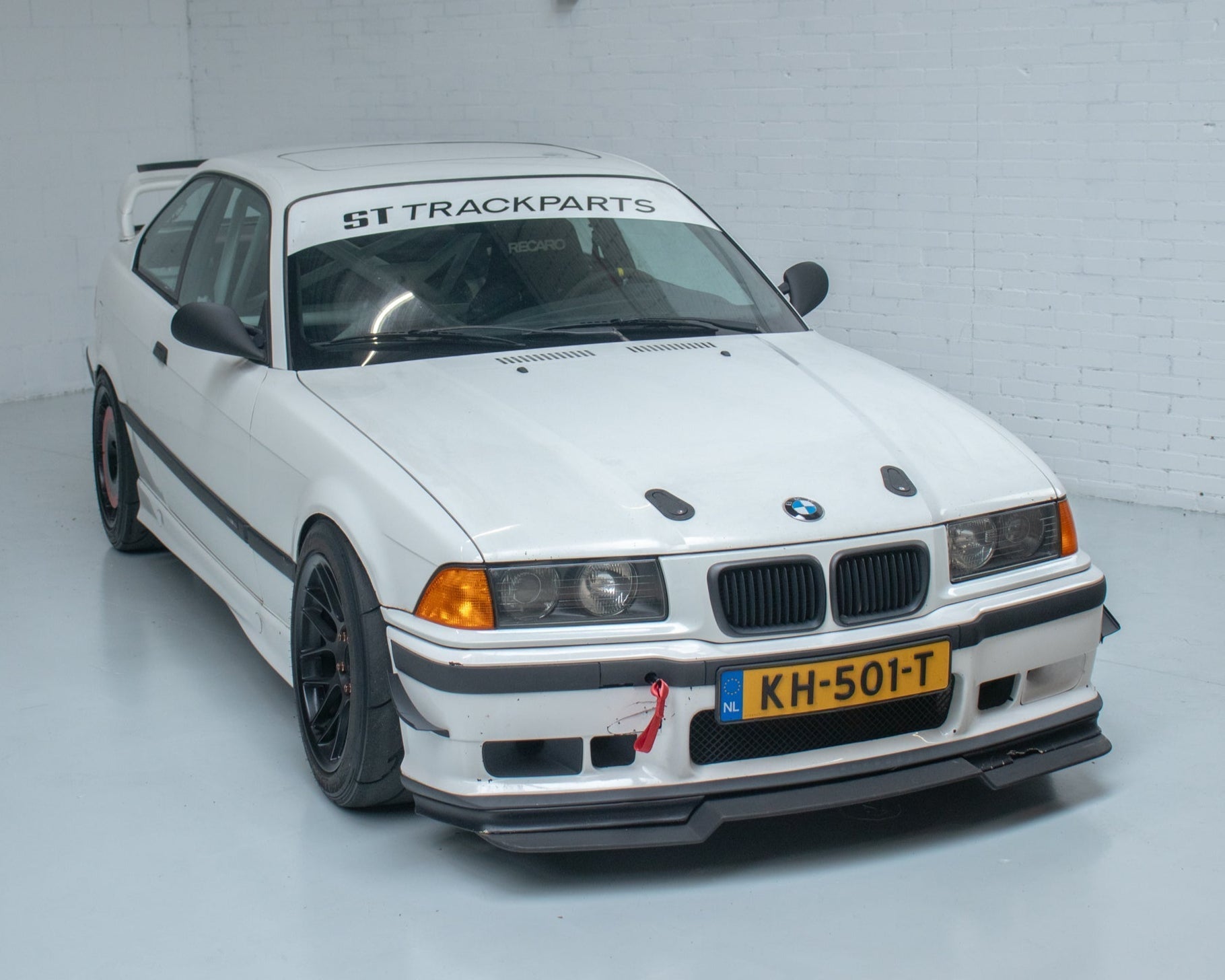 ST Trackparts BMW E36 Ducted Mirror