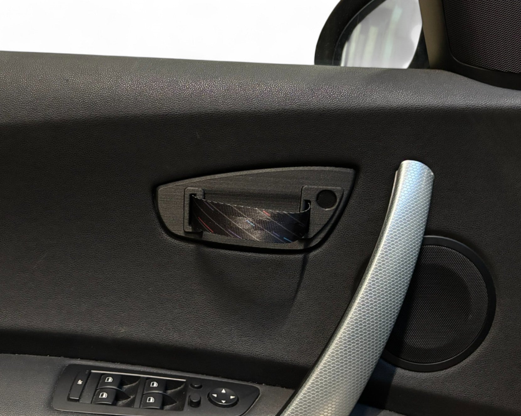 ST Trackparts BMW E87 1-Series Door Pull Strap Conversion Kit