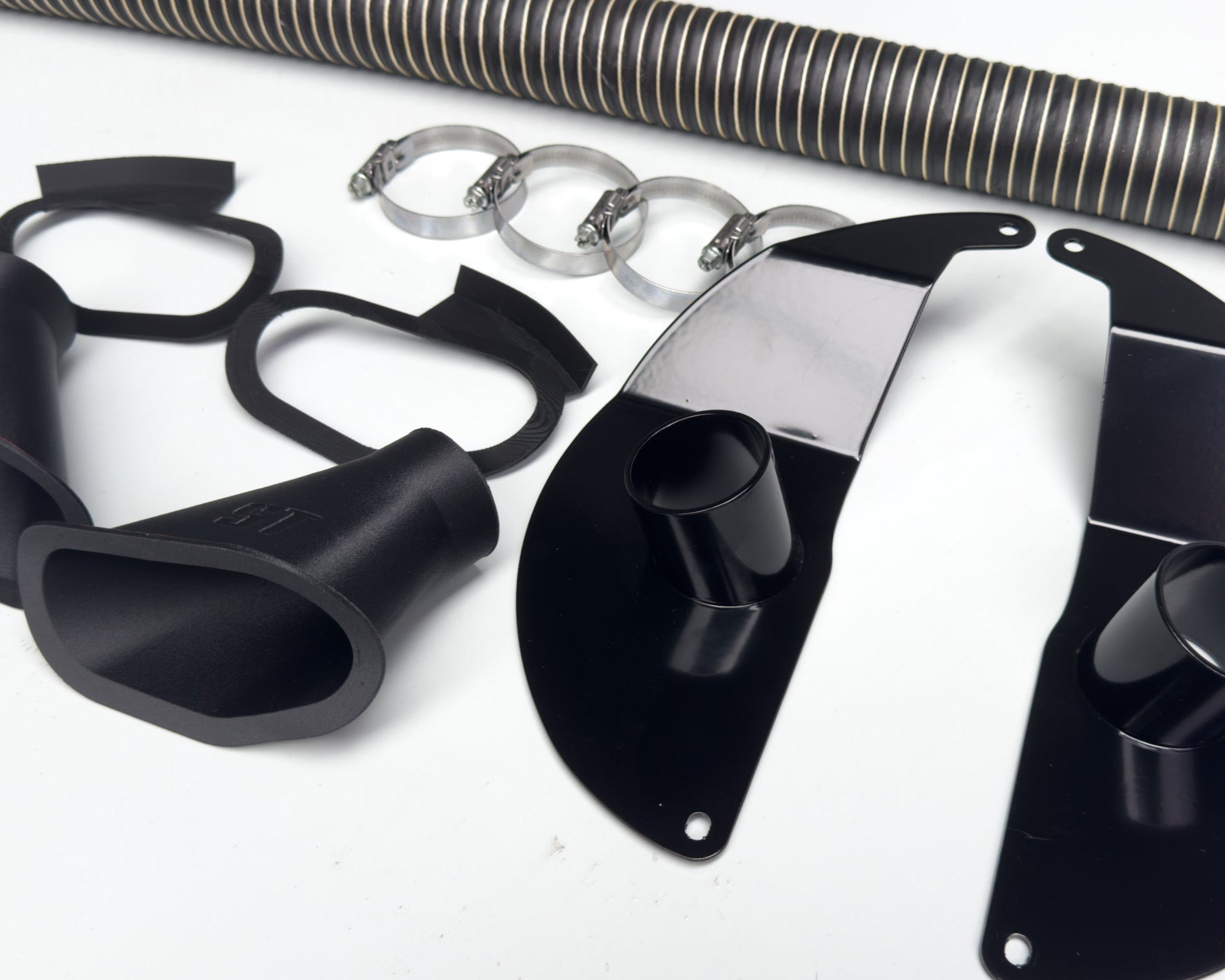 ST Trackparts BMW M2 F87 Brake Cooling Kit Racing (N55 M2)