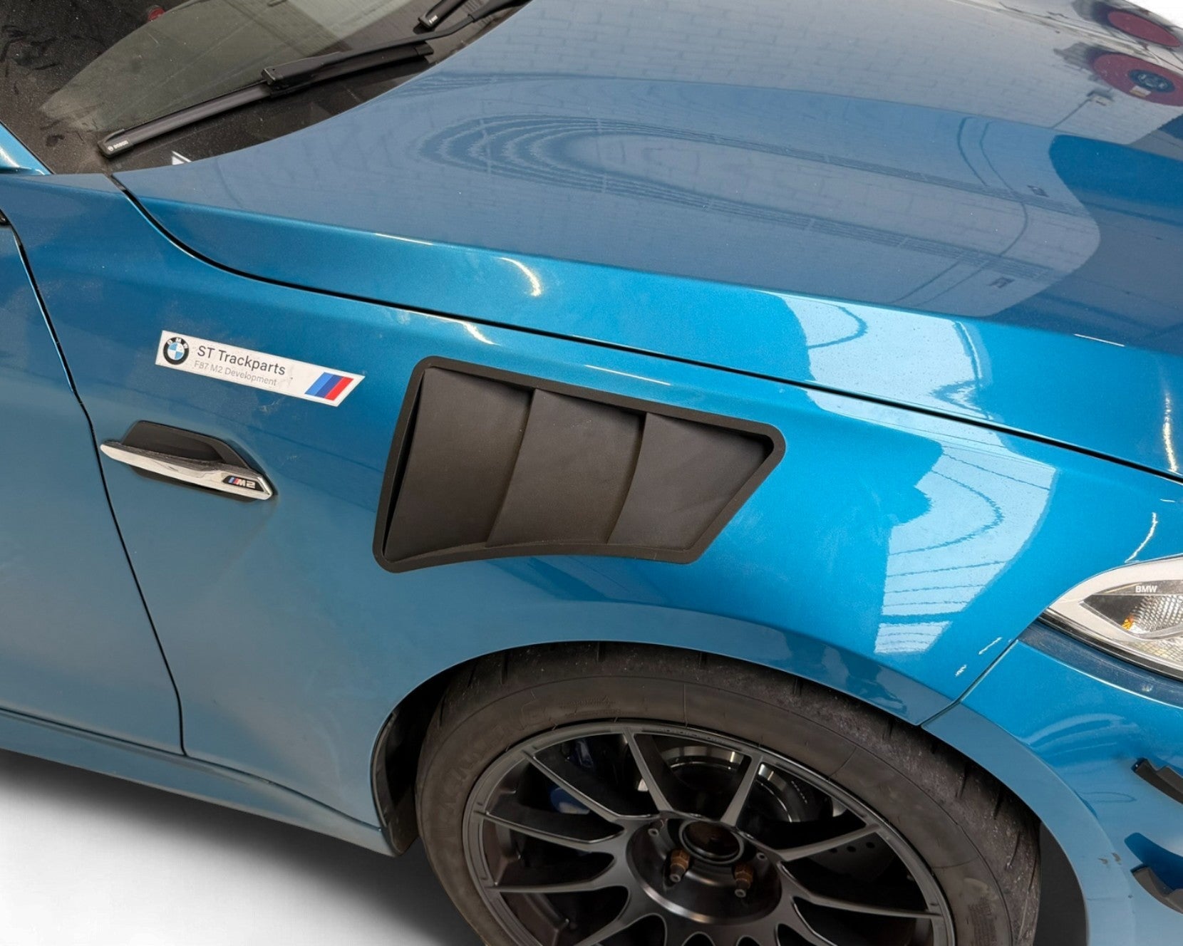 ST Trackparts BMW M2 F87 Fender Vents