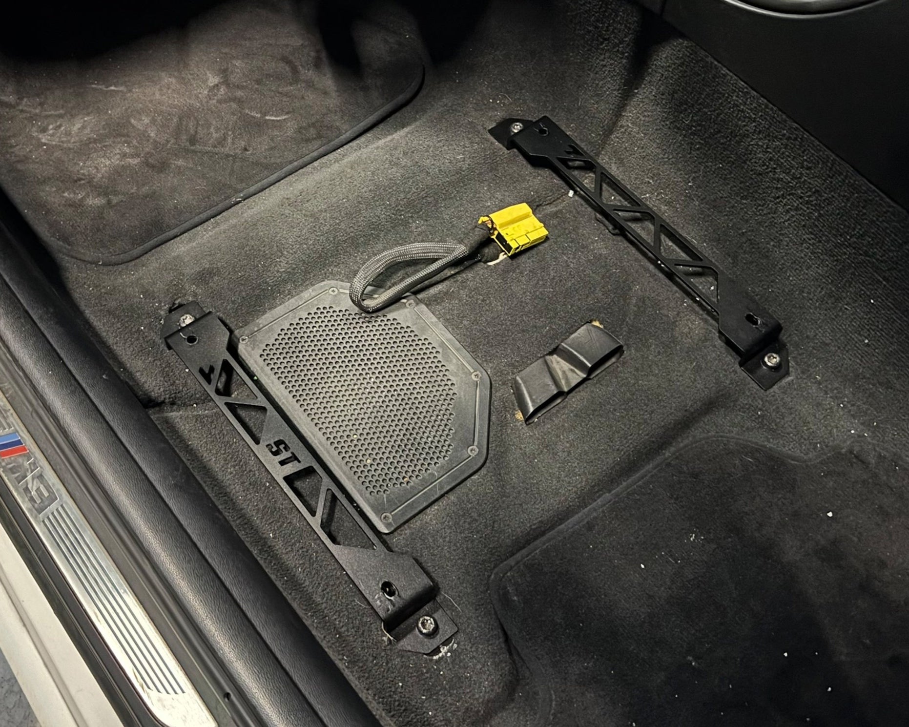 ST Trackparts BMW M2/M3/M4 Seat Consoles (F80,F82,F87,E9X,E8X)