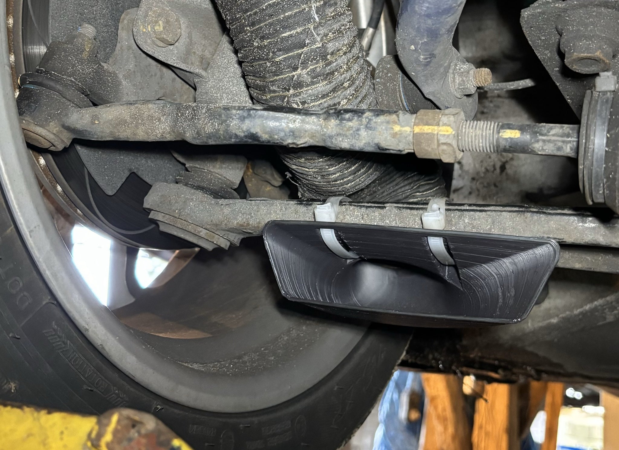 ST Trackparts Control Arm Universal Duct