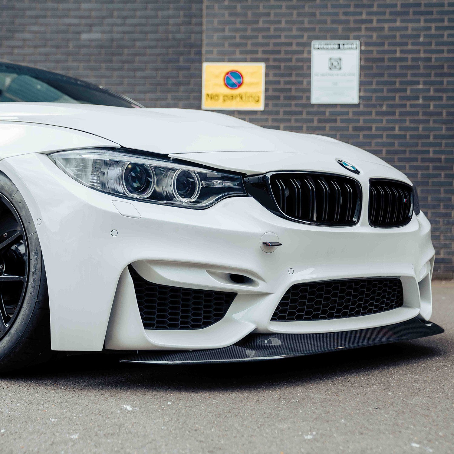 ST Trackparts BMW M4 F82 GT4 Brake Ducts